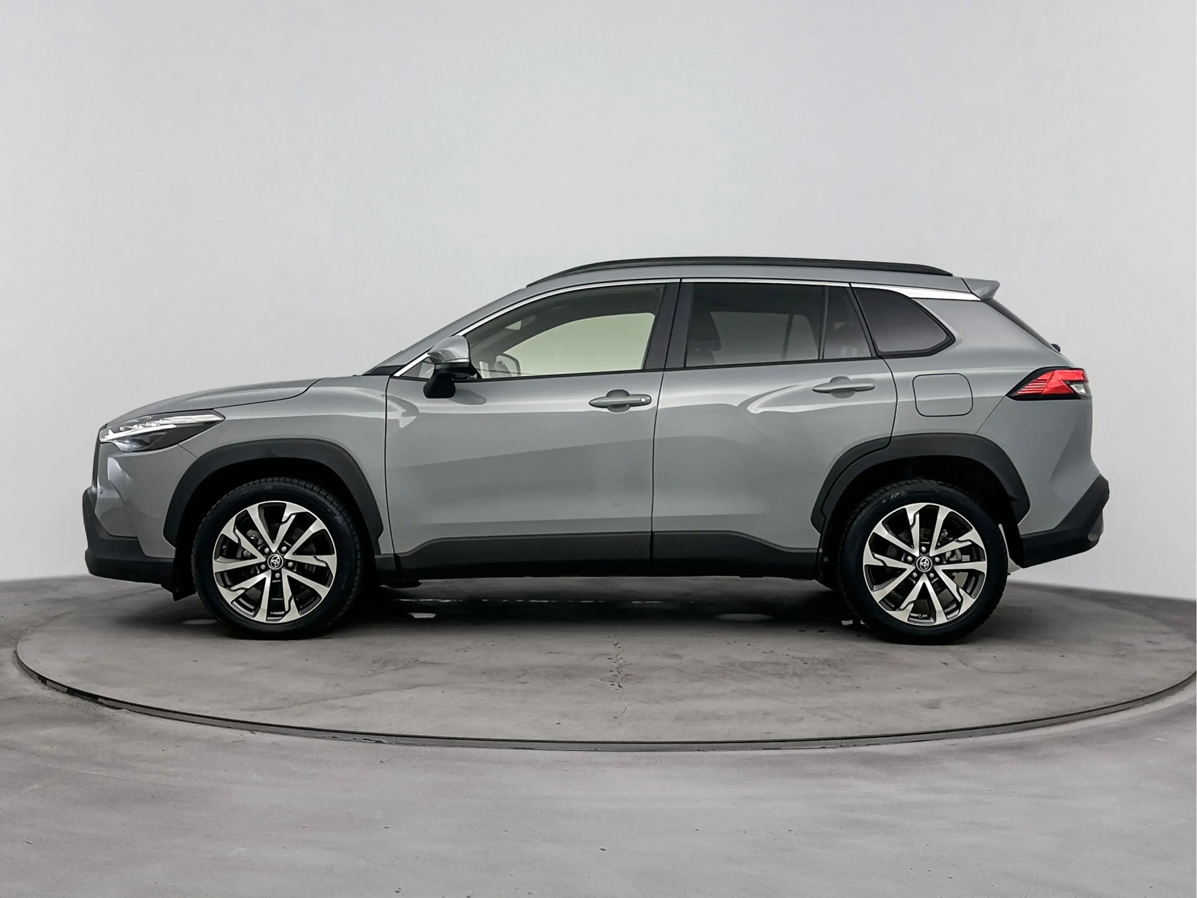 Toyota Corolla Cross Hybrid 140 Dynamic | Voorruit-Stuur-Stoelverwarmin — photo 3