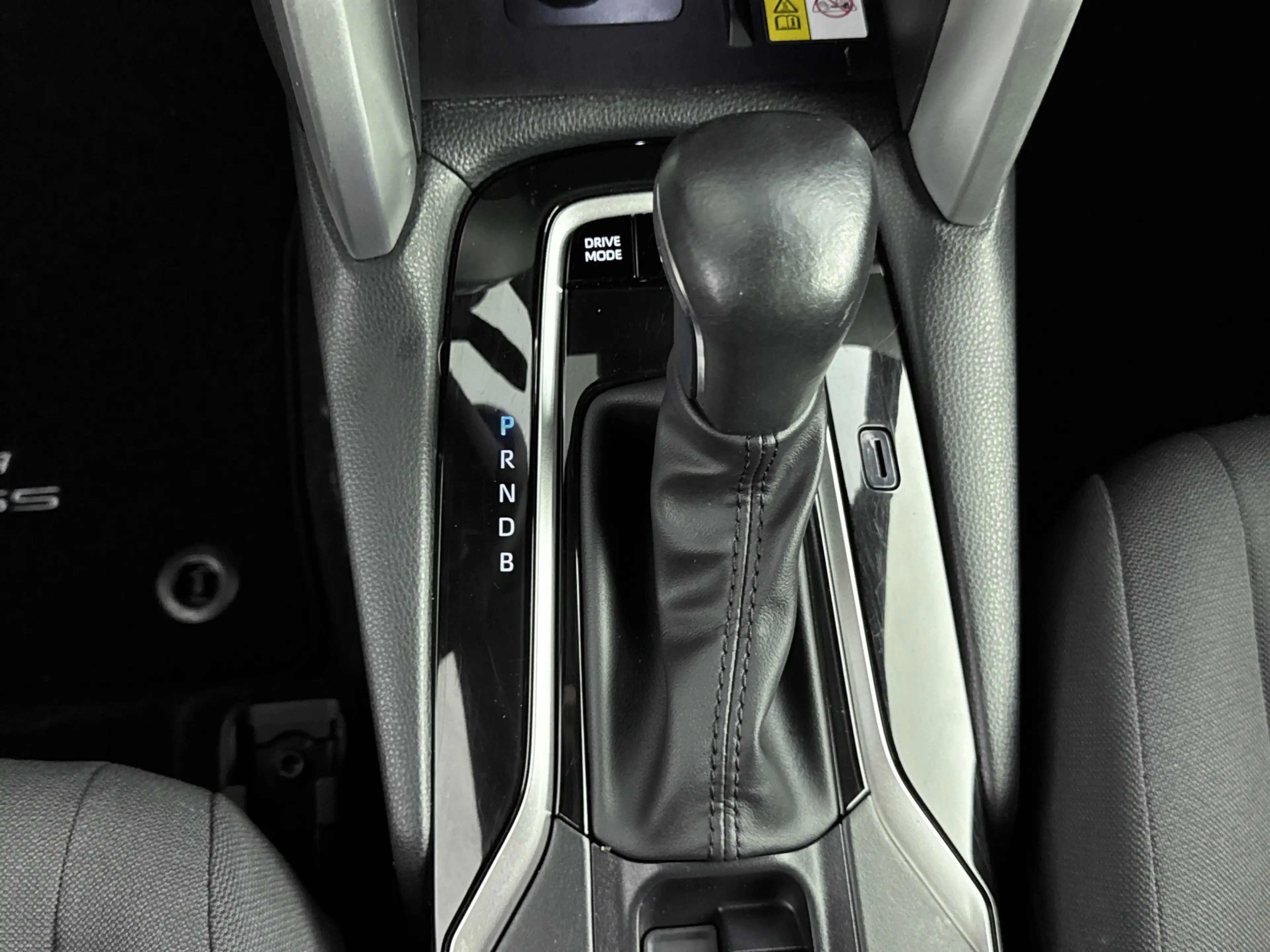 Toyota Corolla Cross Hybrid 140 Dynamic | Voorruit-Stuur-Stoelverwarmin — photo 10