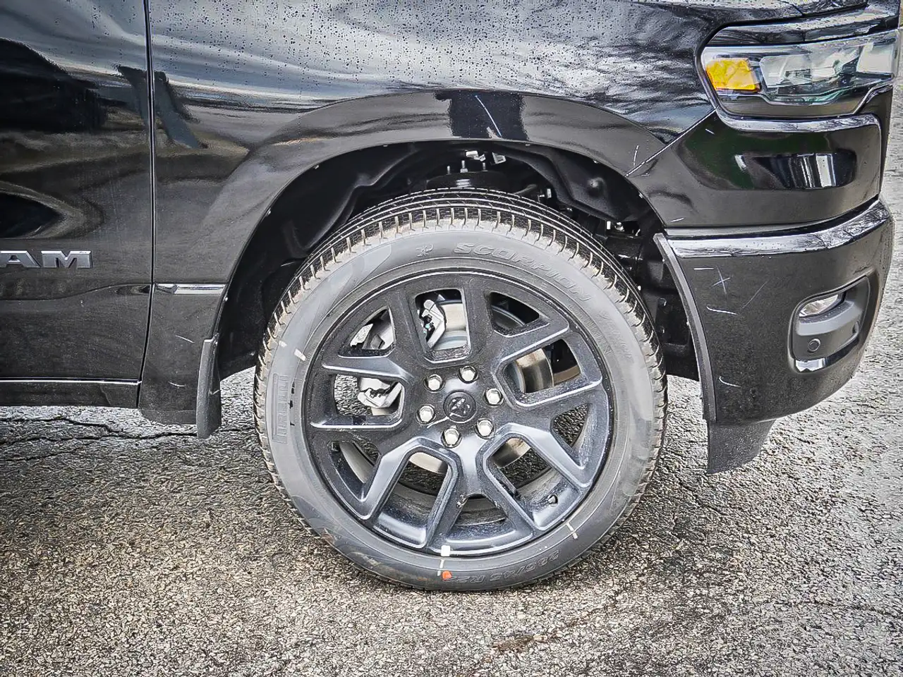 RAM 1500 снимка RAM 1500