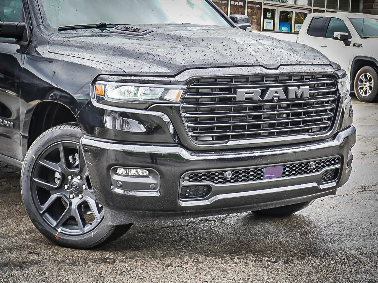 RAM 1500 снимка RAM 1500