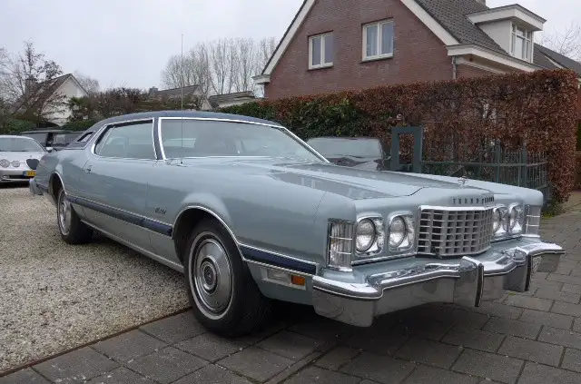 Ford Thunderbird 7.5 Liter