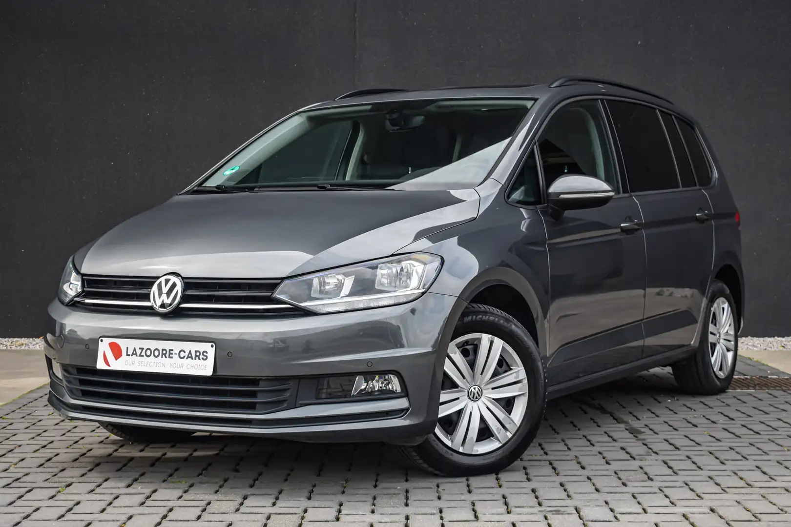 Volkswagen Touran 1.5 TSI DSG Trendline - 7 zitter - ACC Šedá - 1