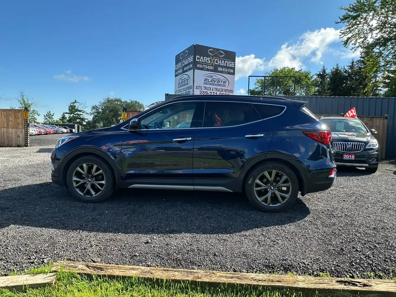 Hyundai SANTA FE photo Hyundai SANTA FE