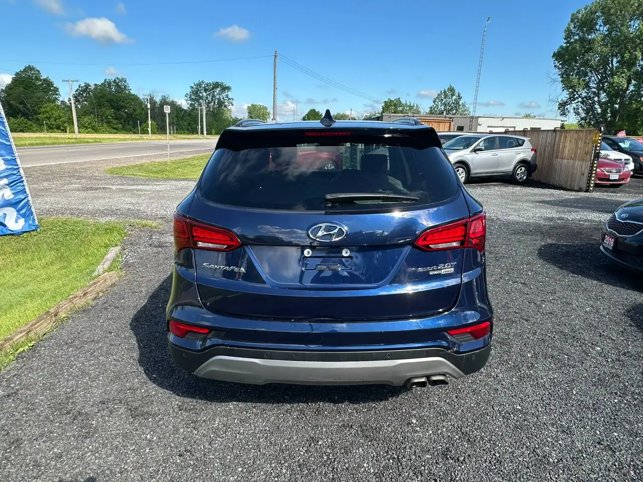 Hyundai SANTA FE photo Hyundai SANTA FE