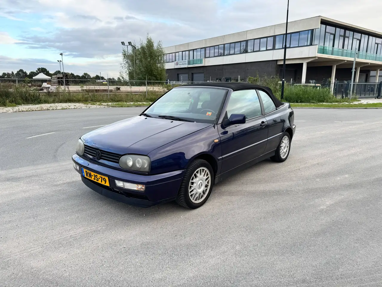 Volkswagen Golf Cabriolet