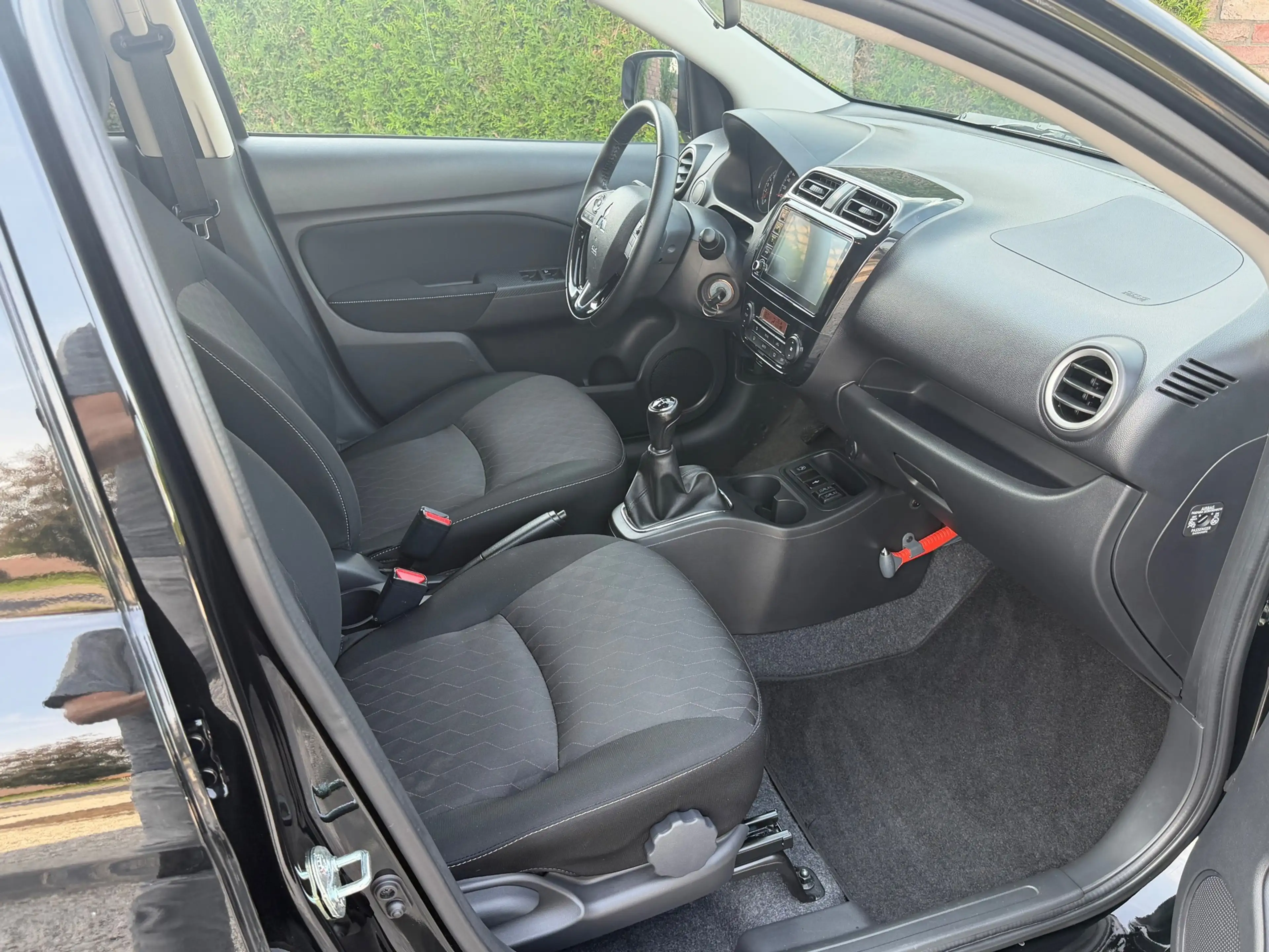 Mitsubishi Space Star 1.2 Intense Clima Cruise 29000km! — photo 18