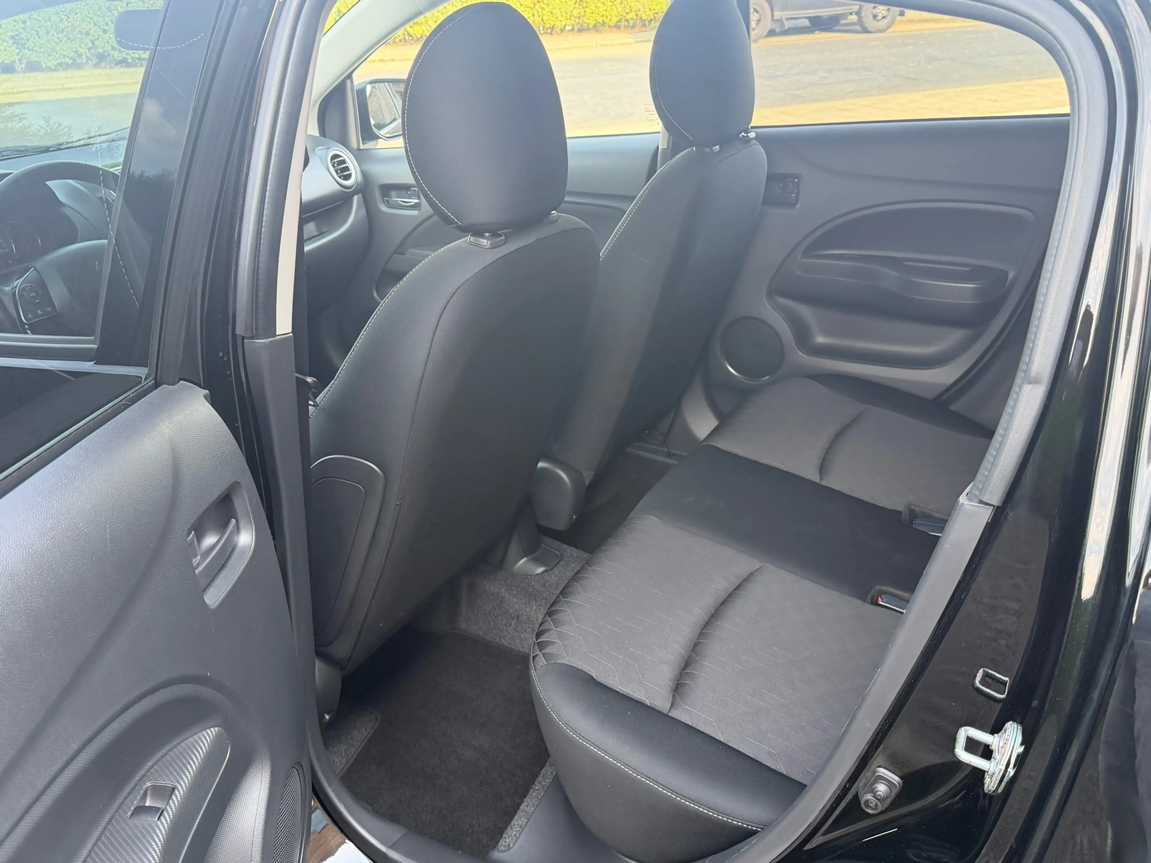Mitsubishi Space Star 1.2 Intense Clima Cruise 29000km! — photo 10