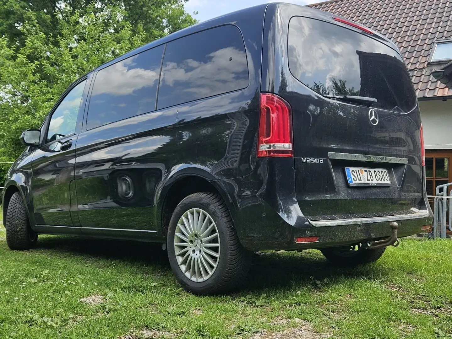 Mercedes-Benz V 250 d kompakt 9G-TRONIC - 2