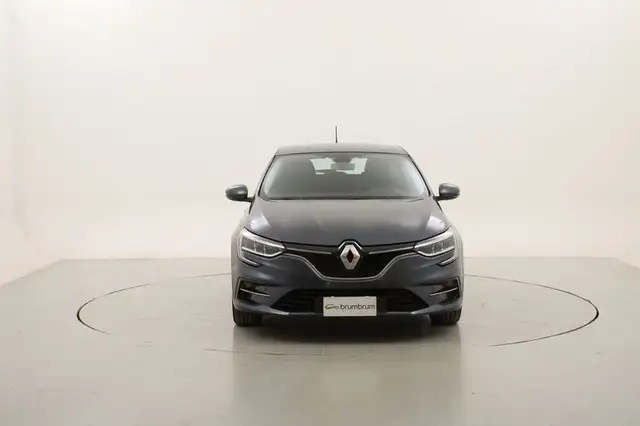 Renault Megane view 8