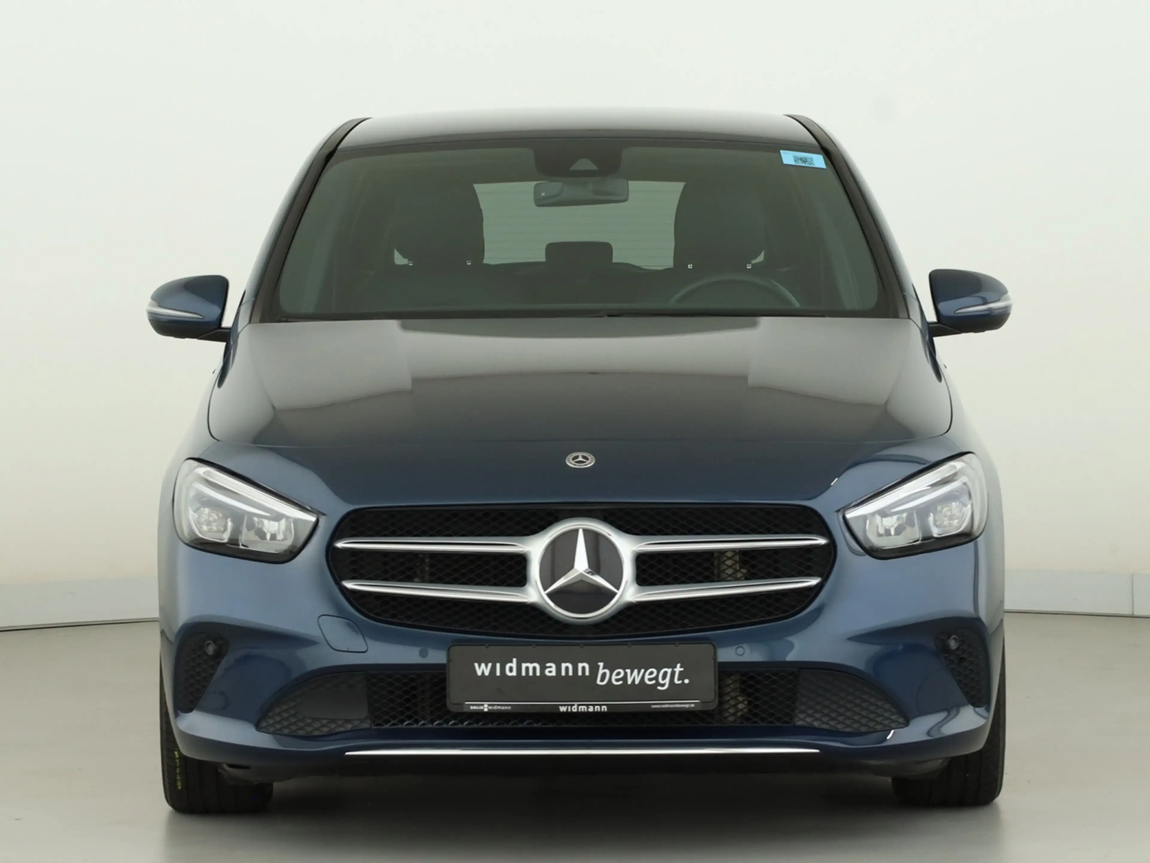 Mercedes-Benz B 220 4M *Progressive*LED*Navi*Park-Paket*Navi** — photo 3