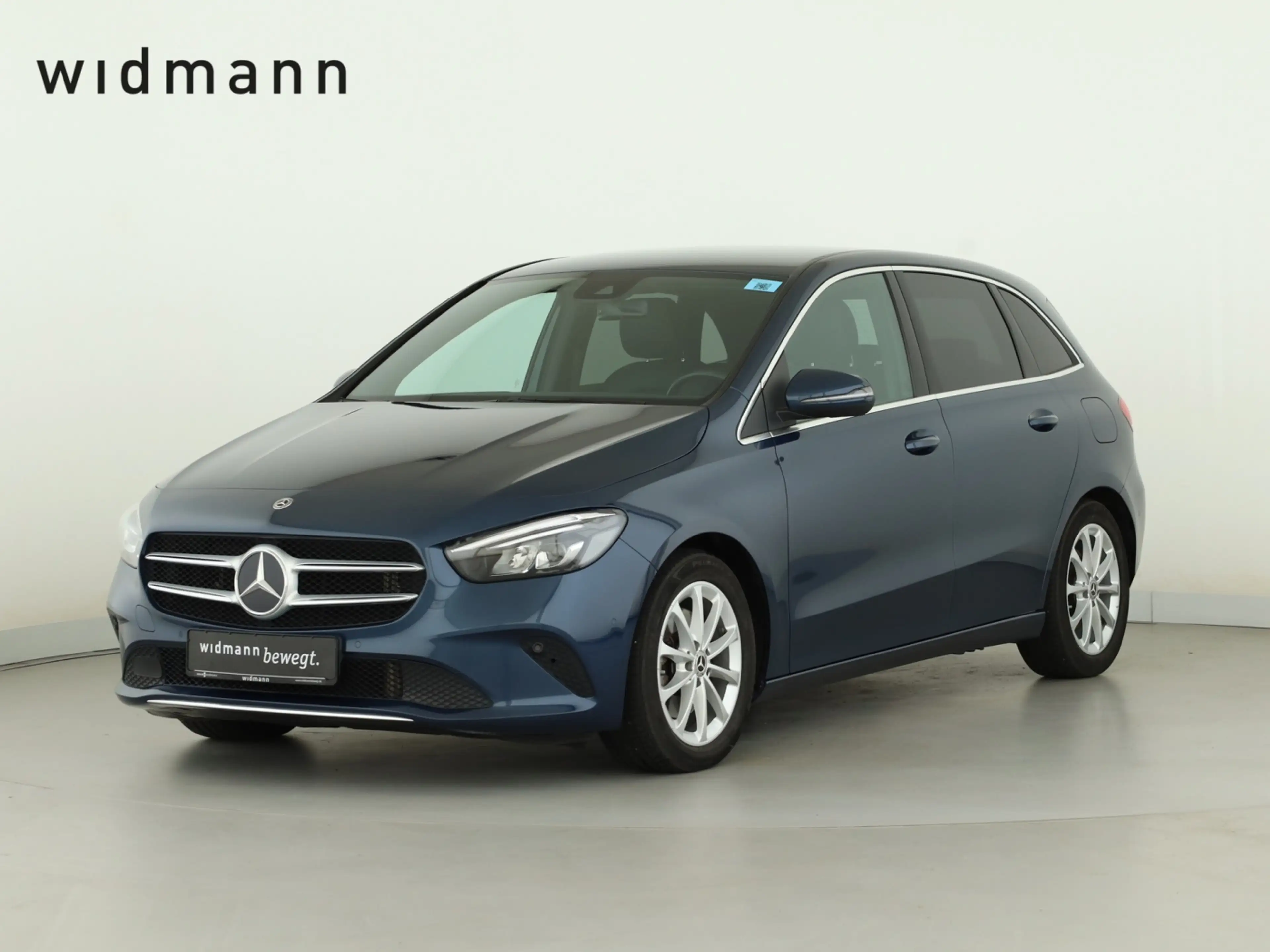 Mercedes-Benz B 220 4M *Progressive*LED*Navi*Park-Paket*Navi**