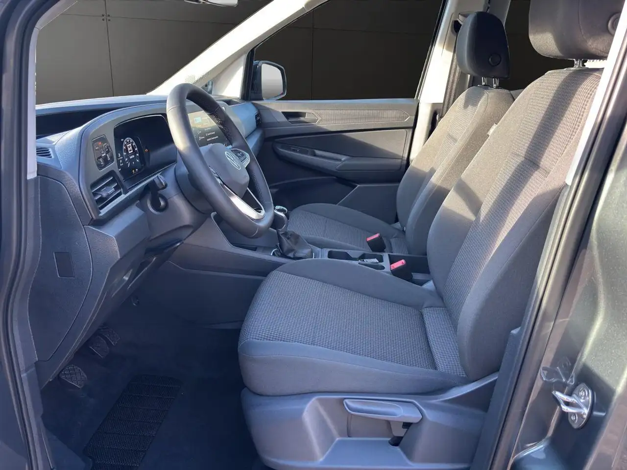 Volkswagen Caddy Family 2.0 TDI AHK ACC RFK APP-CONNECT 9