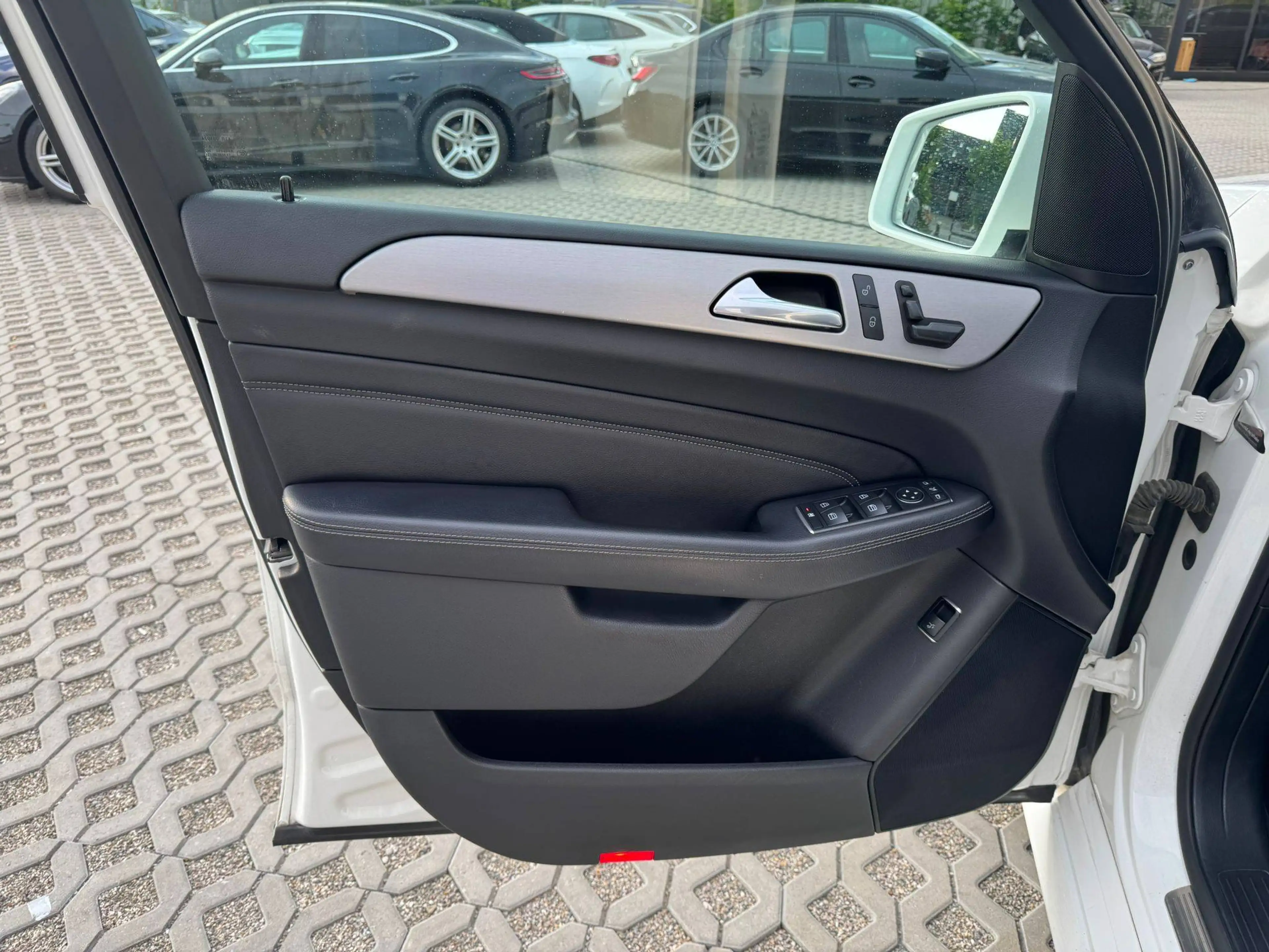 Mercedes-Benz ML 350 ML 350 CDI BlueTec 4Matic (166.024) — photo 27