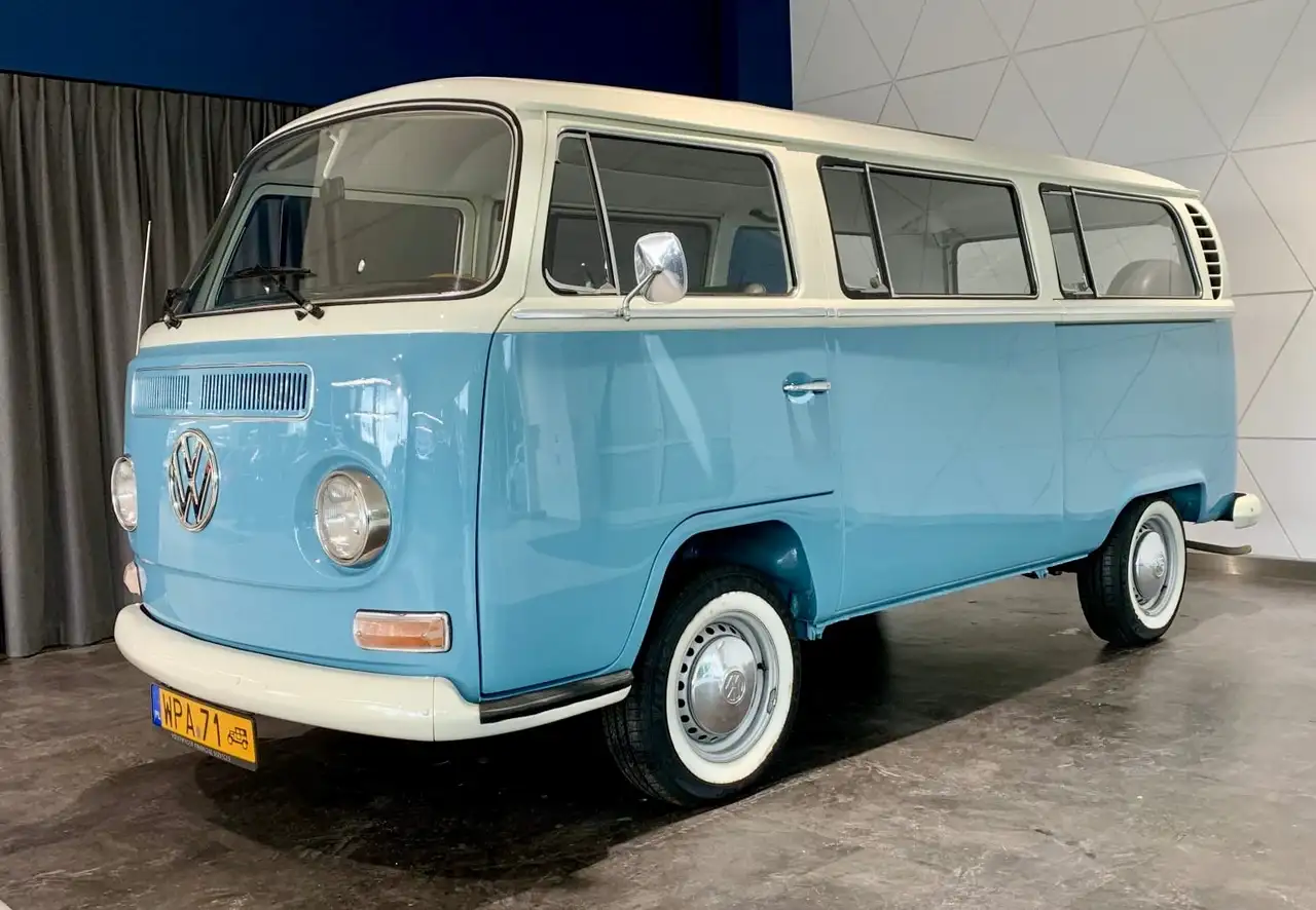 Volkswagen T2 DeLuxe, foto 3