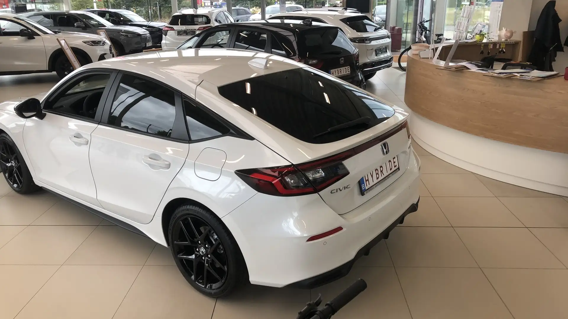 Honda Civic Civic e:HEV 2.0 i-MMD Hybrid Sport Blanc - 1