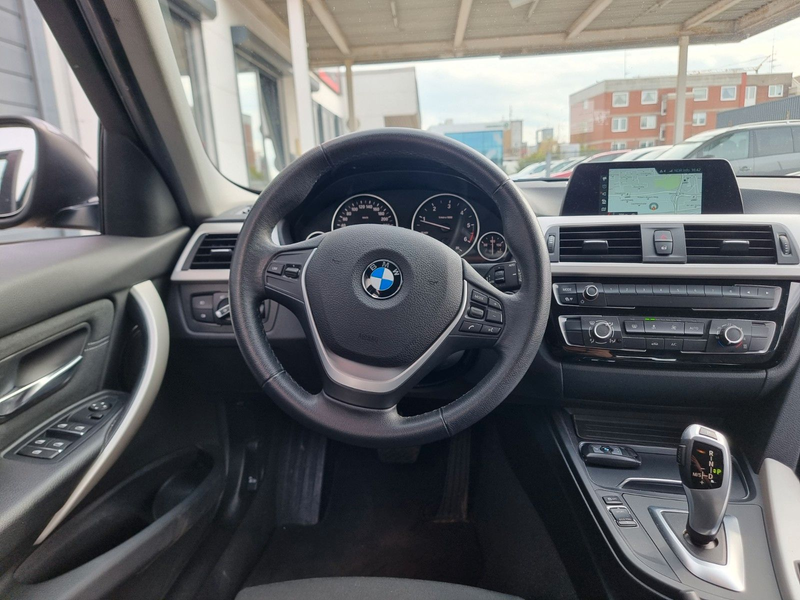 BMW 320 d xDrive Touring  2-Hand/AHK/8xBereift/Scheck — photo 14