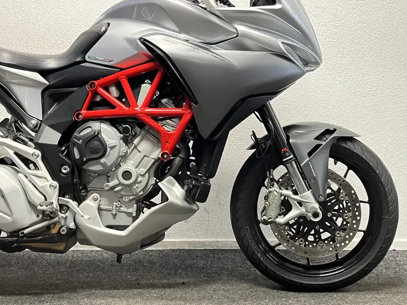 MV Agusta MVAGUSTA TURISMO VELOCE - foto 5