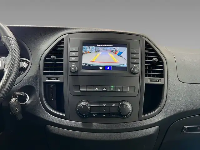 Mercedes-Benz Vito view 14