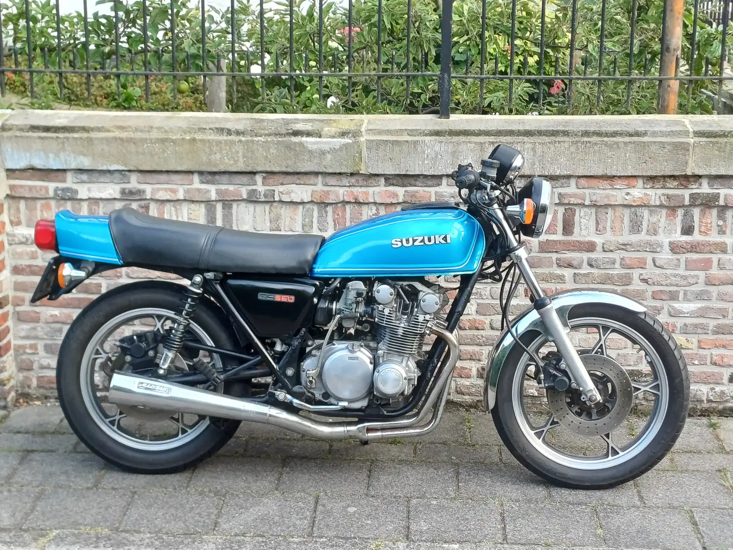 Suzuki GS 550 Kék - 1