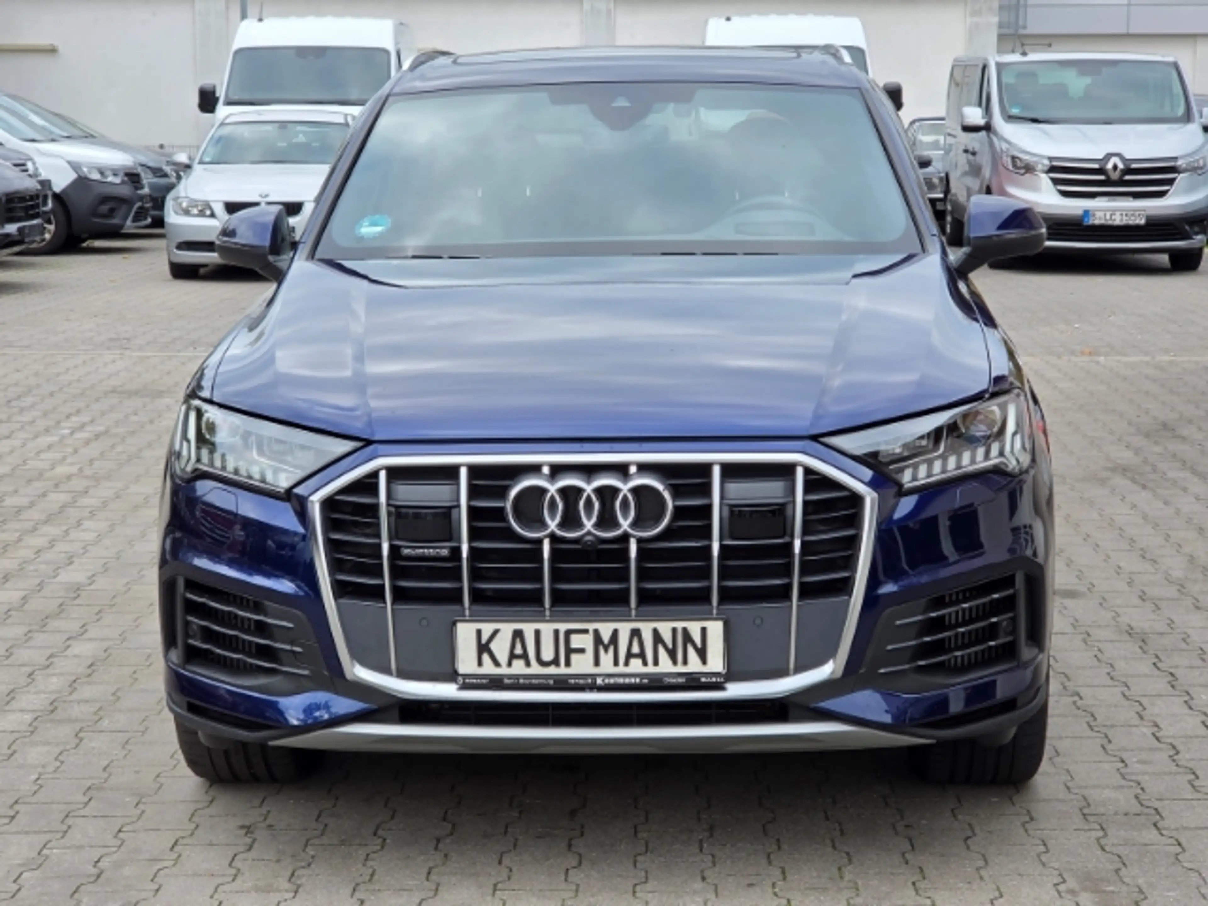 Audi Q7 55 TFSI quattro 7-Sitzer — photo 2