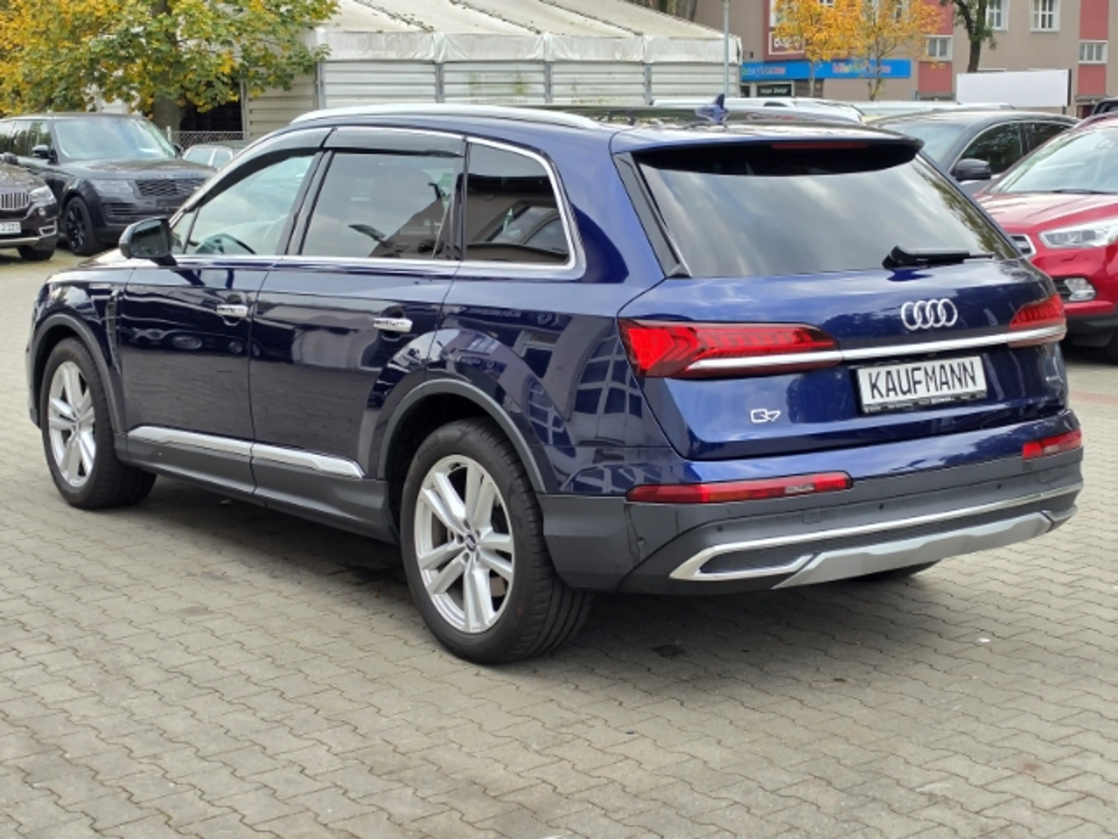 Audi Q7 55 TFSI quattro 7-Sitzer — photo 6