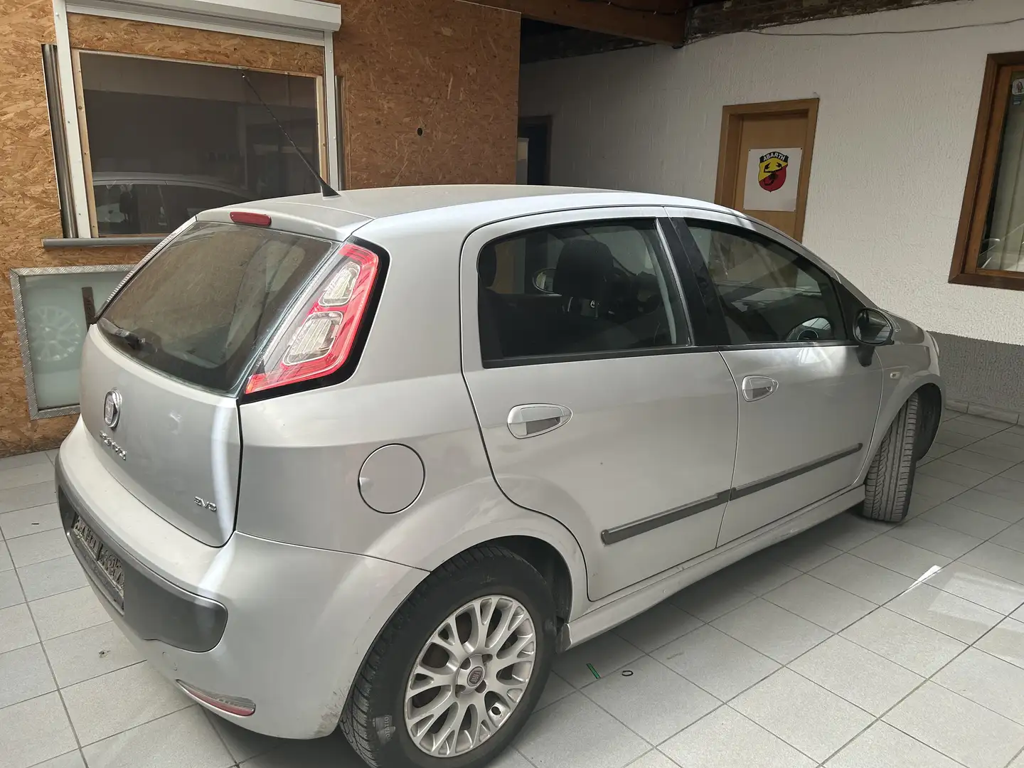 Fiat Punto Evo Punto EVO 1.3 MultiJet Dynamic Stop Сірий - 2
