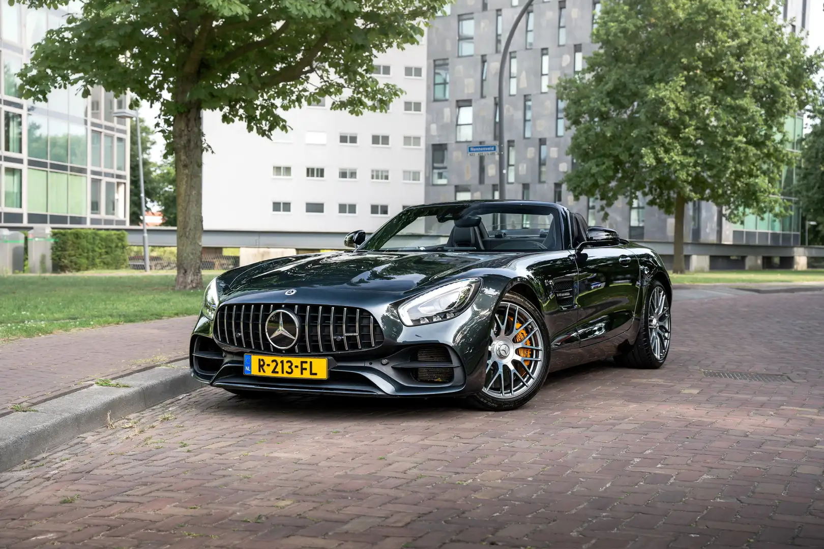 Mercedes-Benz AMG GT 4.0 Roadster Zwart - 1