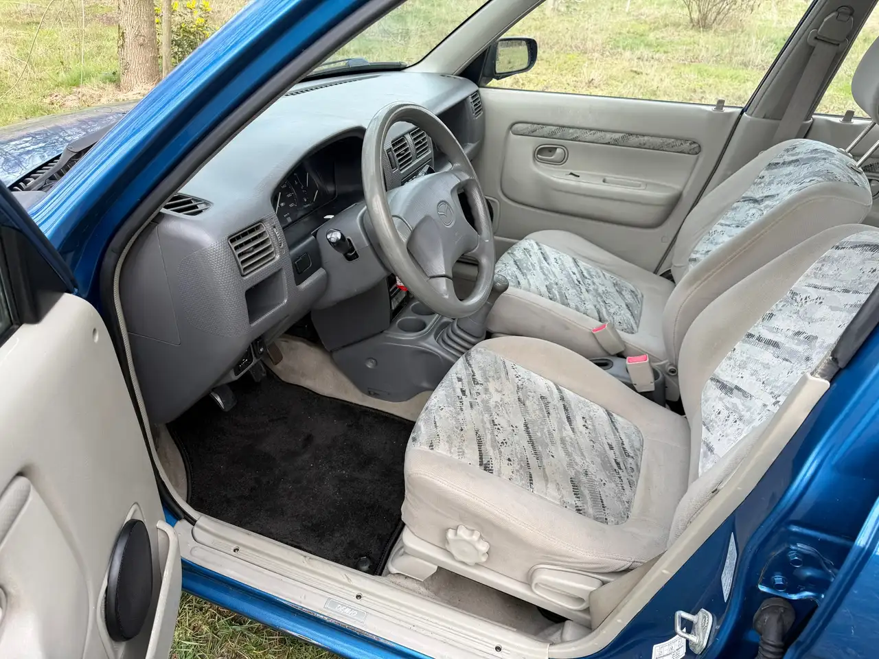 Mazda Demio 1.3 GLX APK 08-12-2026, foto 10