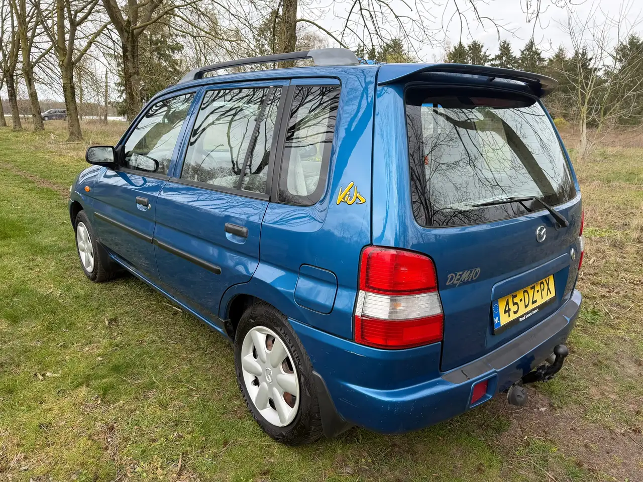 Mazda Demio 1.3 GLX APK 08-12-2026, foto 3
