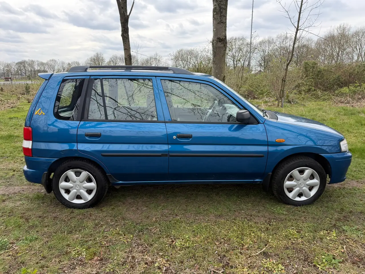 Mazda Demio 1.3 GLX APK 08-12-2026, foto 6