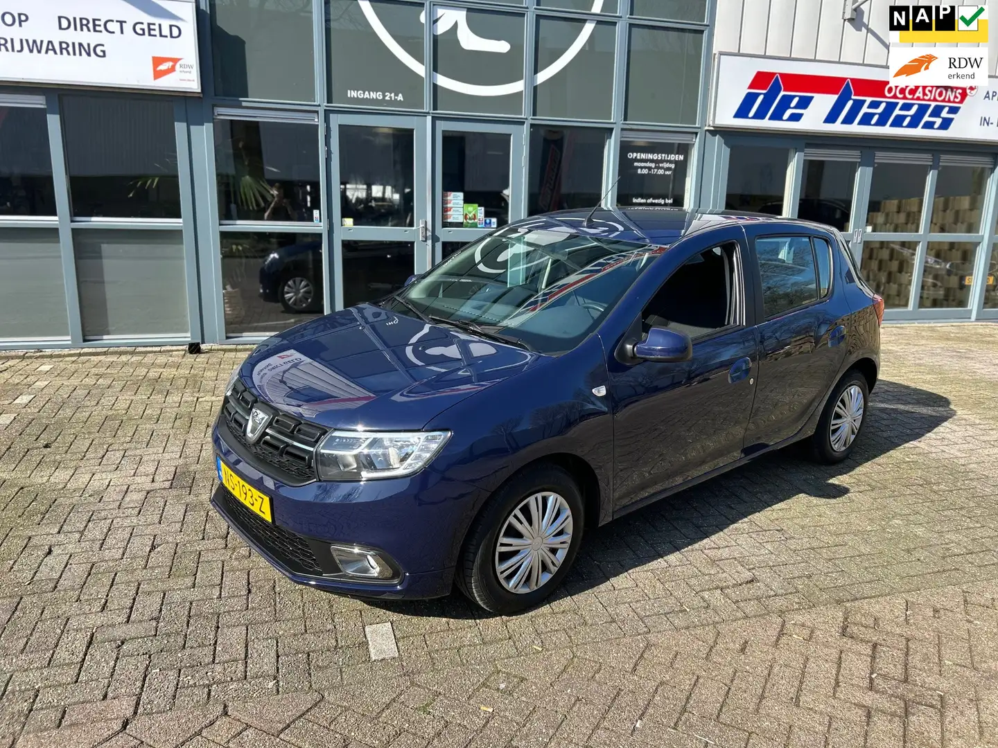Dacia Sandero 0.9 TCe Bi-Fuel Blauw - 1