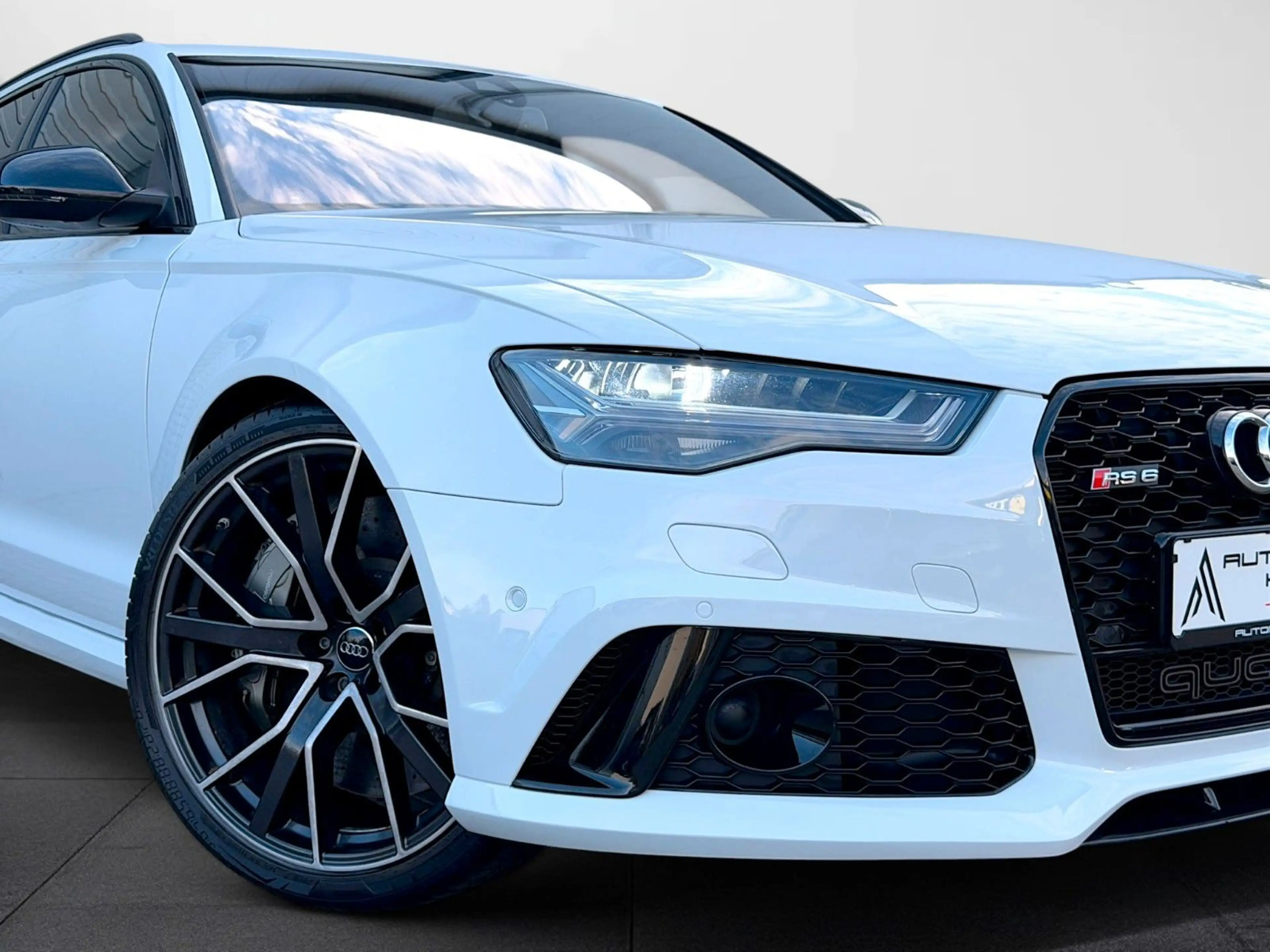 Audi RS6 4.0 TFSI/PANO/B&O/ALCANTARA/HEAD UP/ACC/360° — photo 4