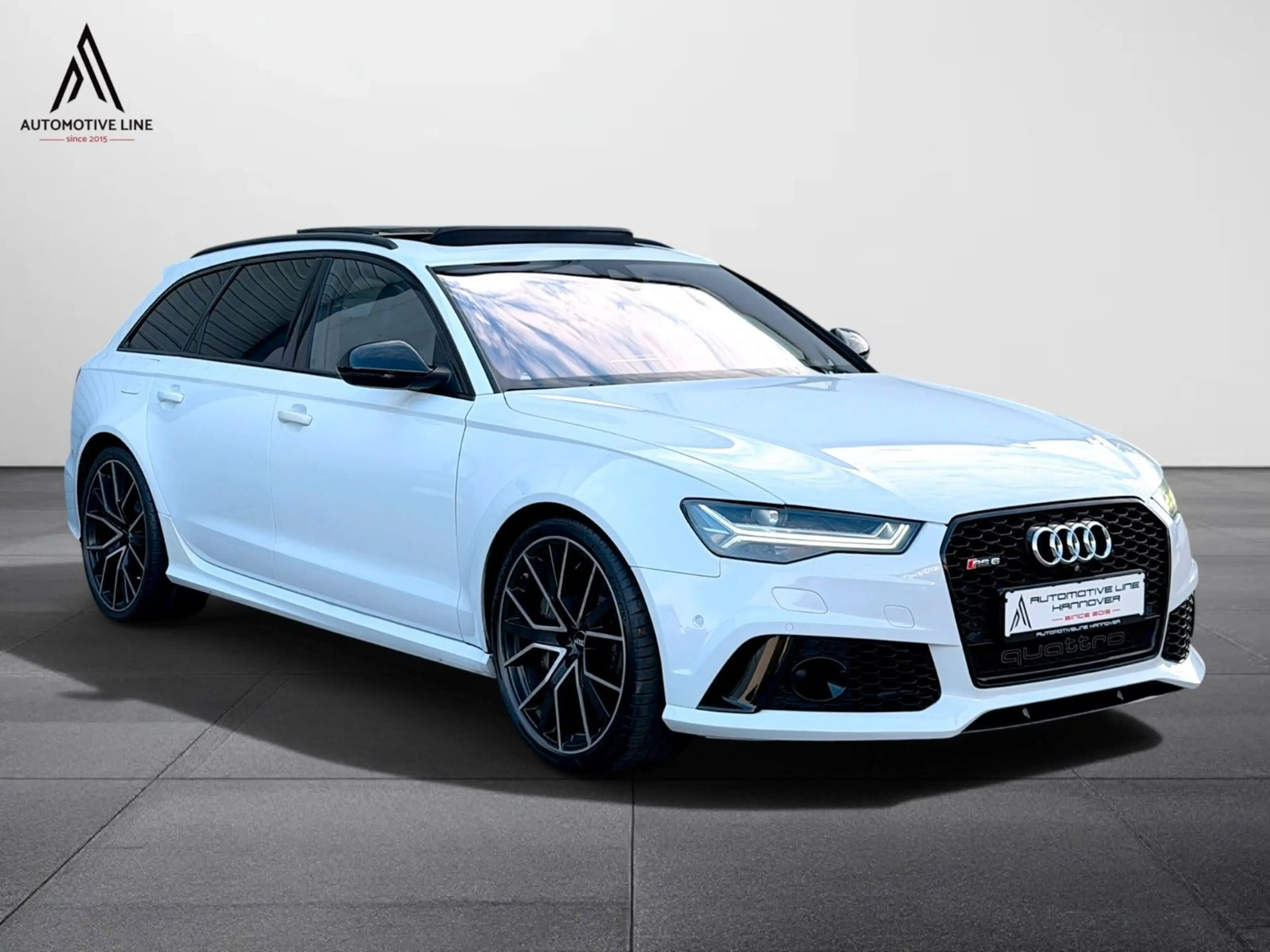 Audi RS6 4.0 TFSI/PANO/B&O/ALCANTARA/HEAD UP/ACC/360°