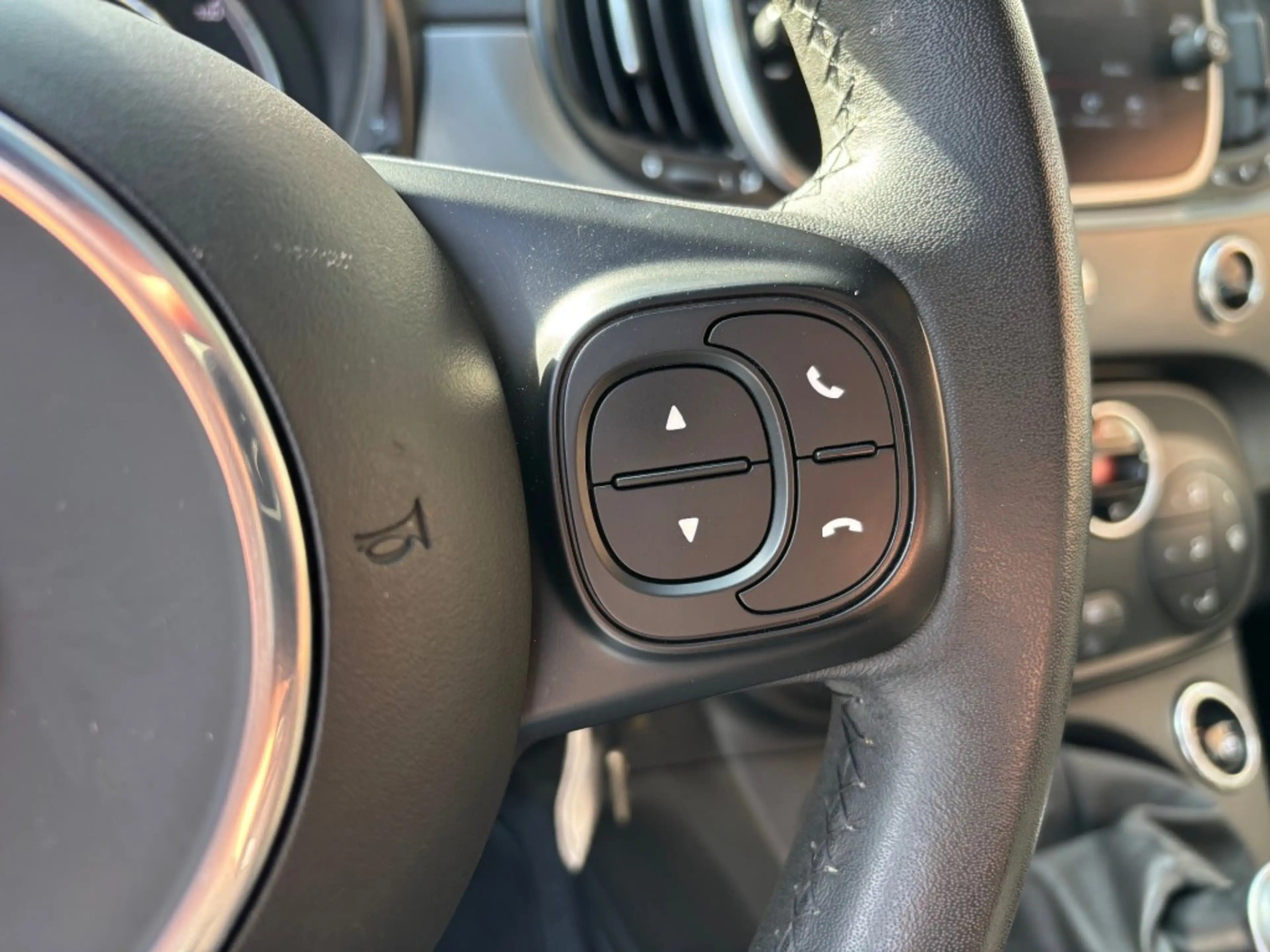 Fiat 500 1.0 HYBRID SPORT — photo 13
