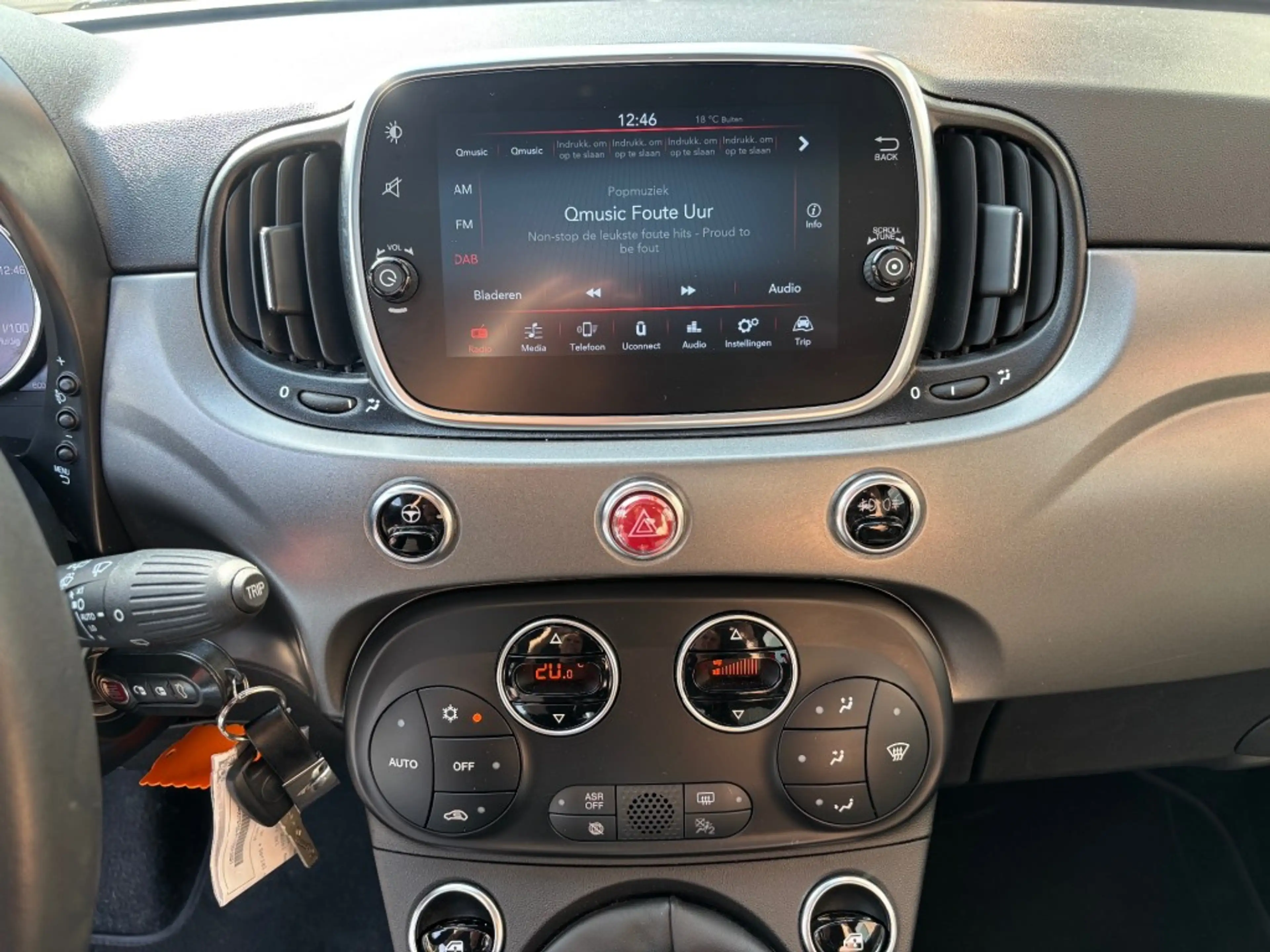 Fiat 500 1.0 HYBRID SPORT — photo 14