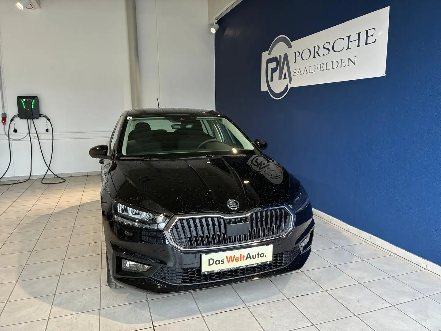Skoda Fabia Essence Schwarz - 2