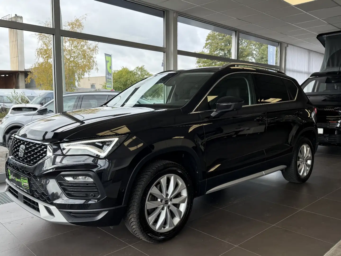 SEAT Ateca 1.5 TSI Xperience Sitzhzg*Kamera*Navi*AHK Nero - 2