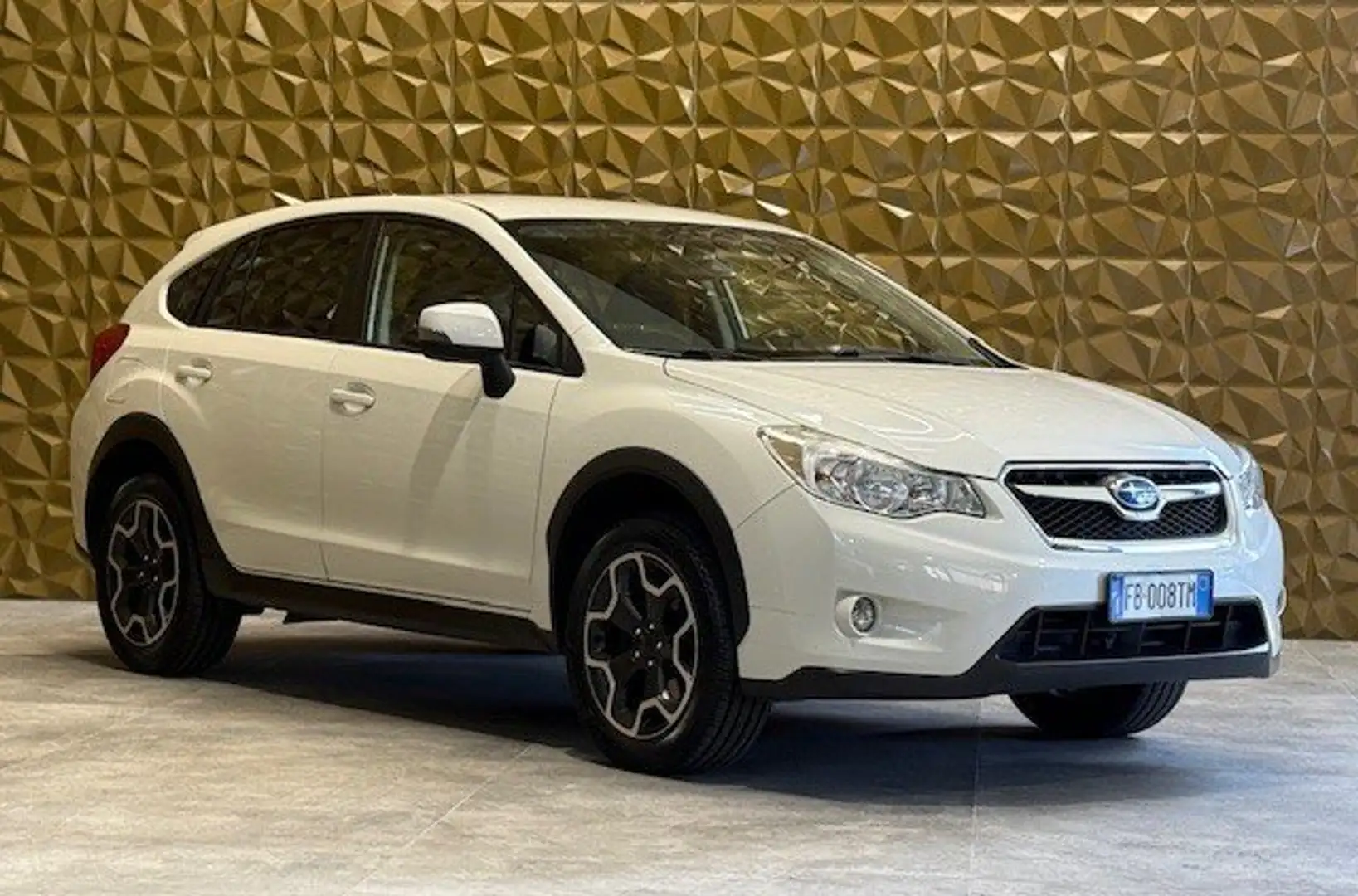 Subaru XV XV 1.6i S Adventure bi-fuel lineartronic E6 Wit - 2