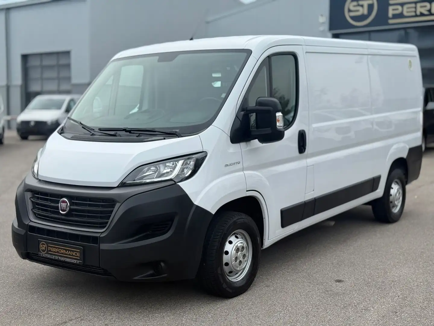 Fiat Ducato 33 120 L2H1 KLIMA STHDZ AHK 1HAND EURO6 Weiß - 1
