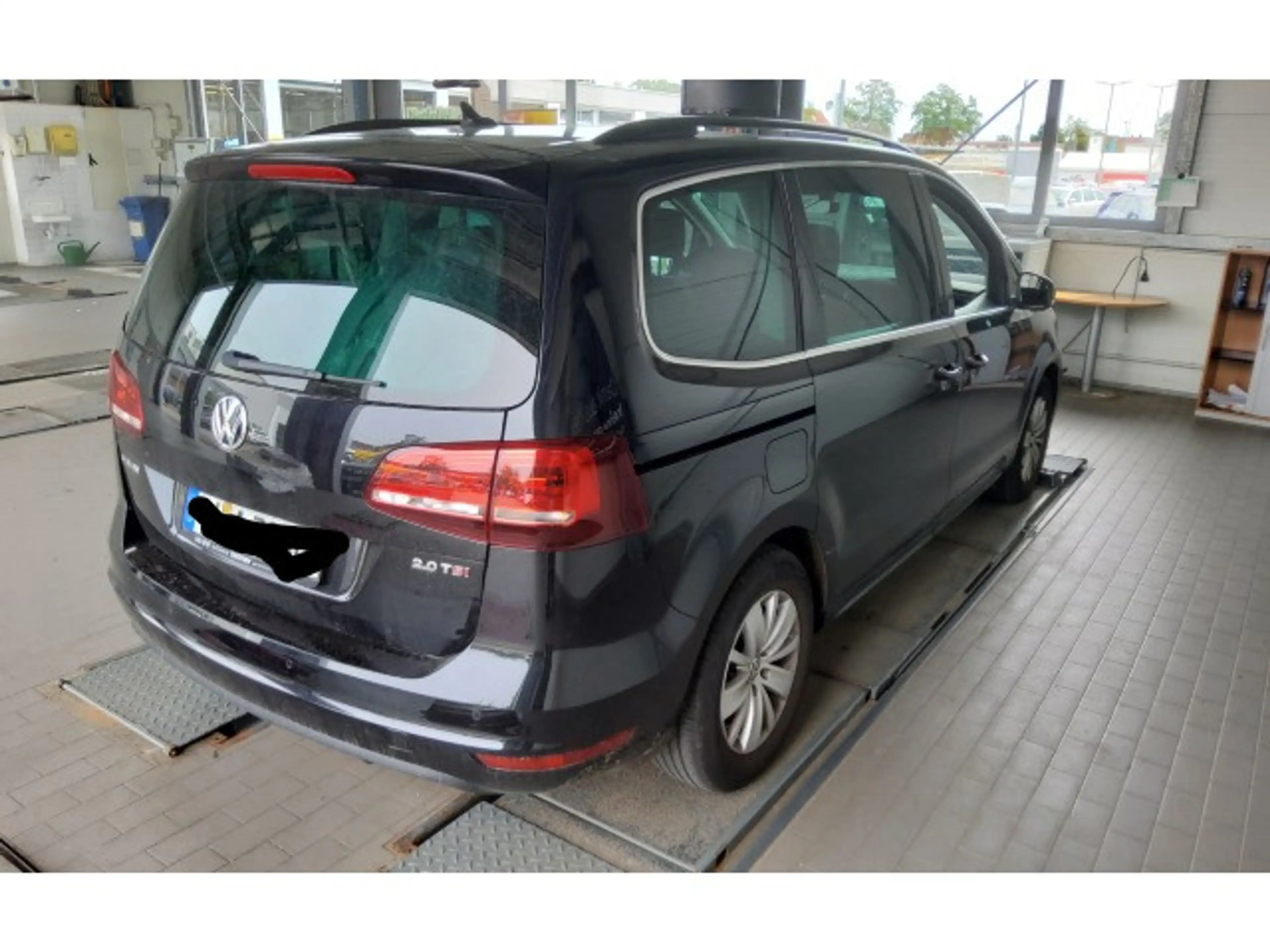 Volkswagen Sharan 2.0 TSI Comfortline — photo 3