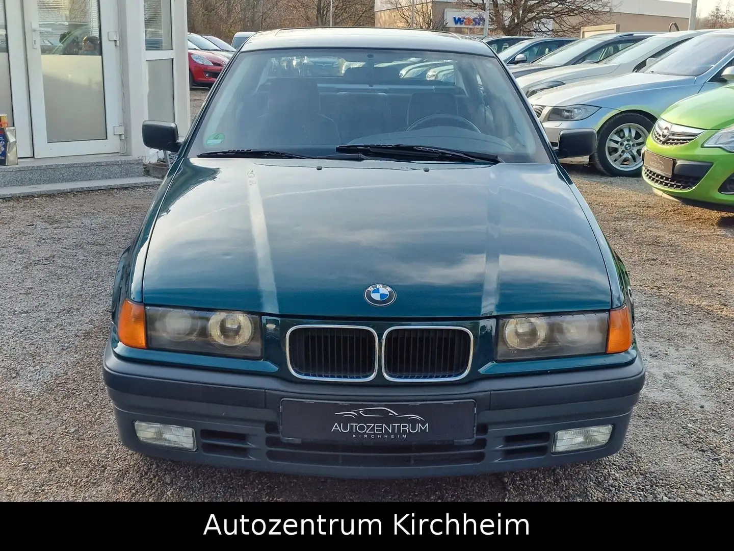 BMW 316 i Grün - 2