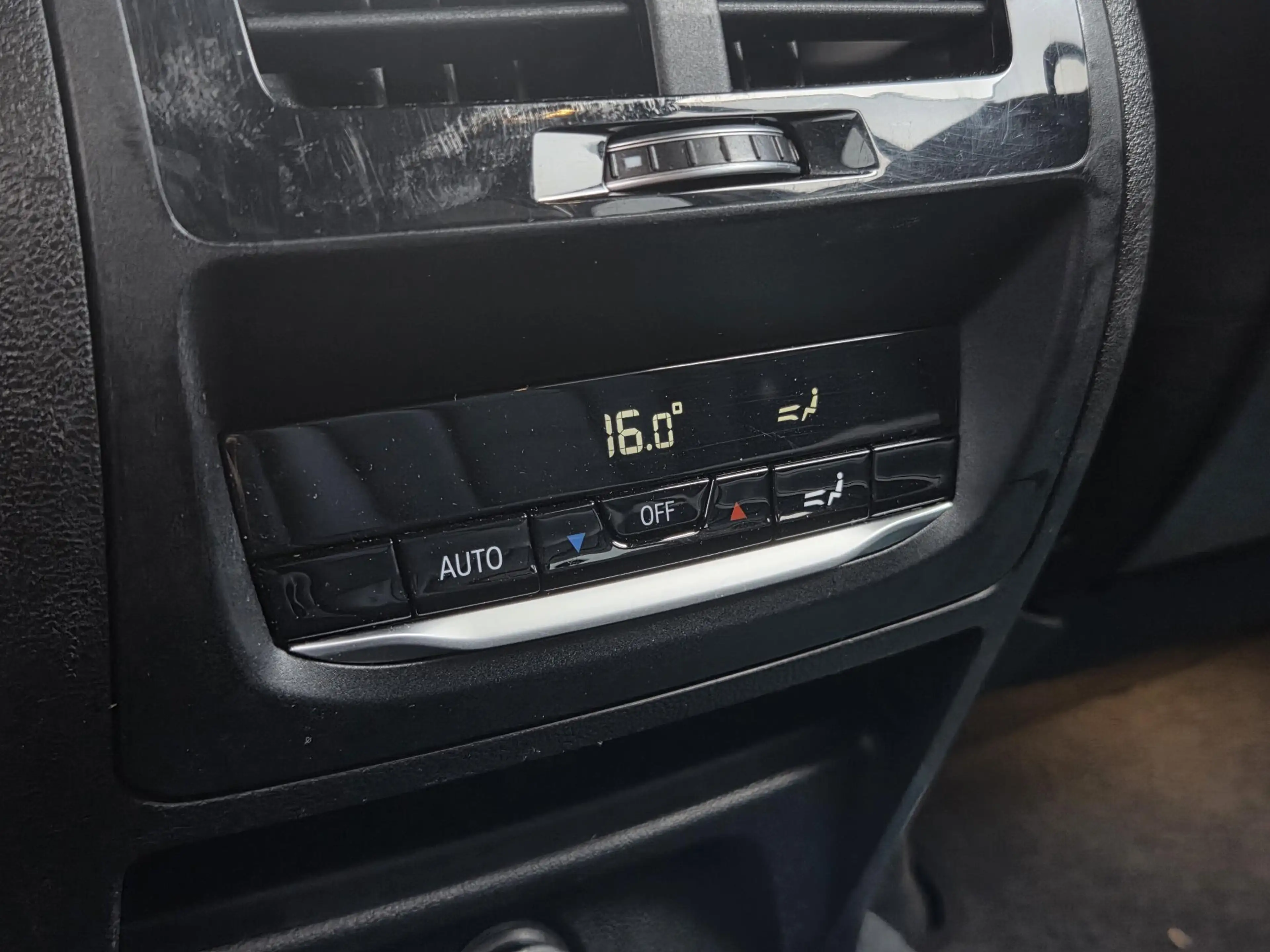 BMW X3 sDrive20i Launch Edition High Executive | Schuif-k — photo 26