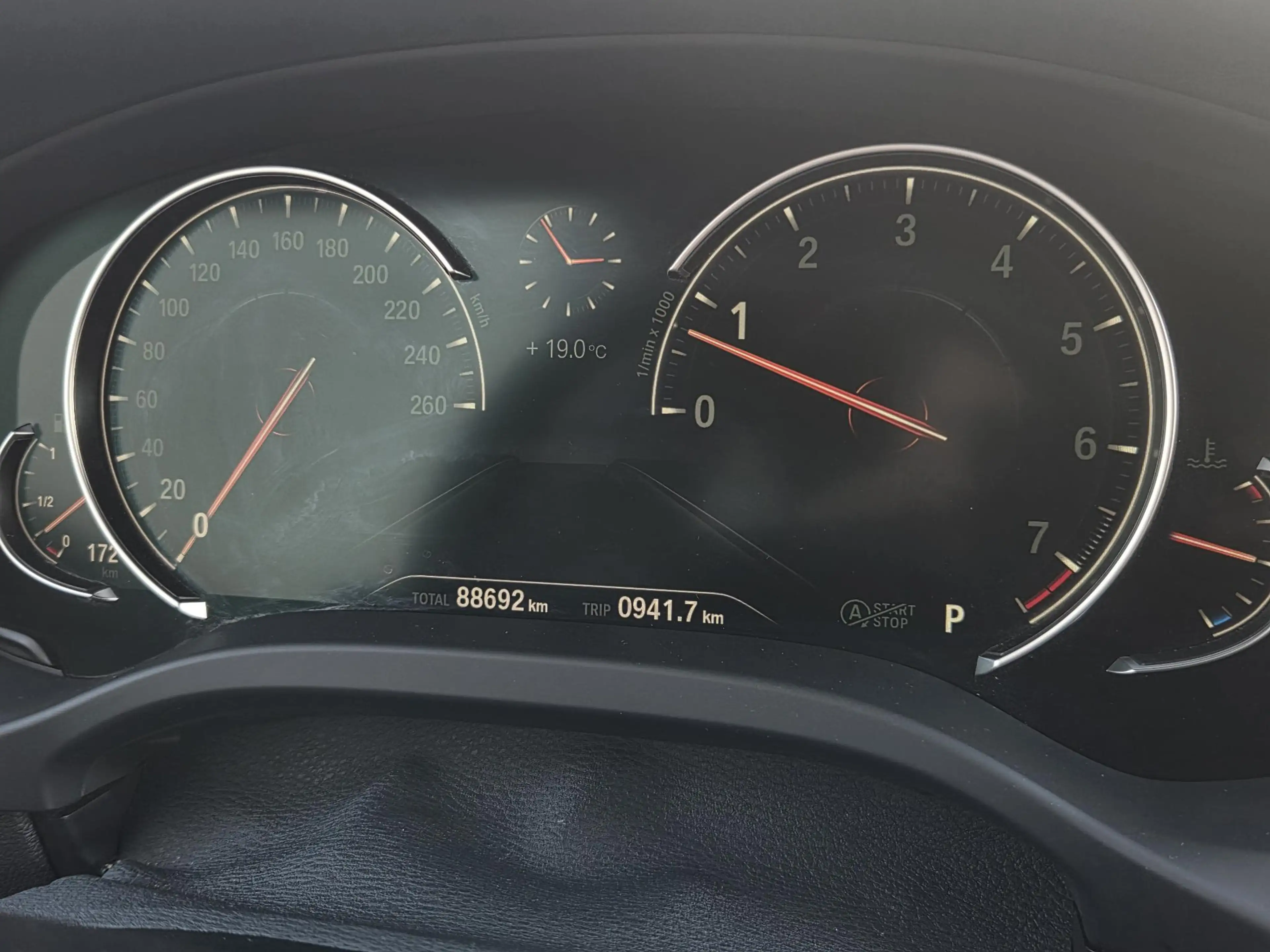 BMW X3 sDrive20i Launch Edition High Executive | Schuif-k — photo 13