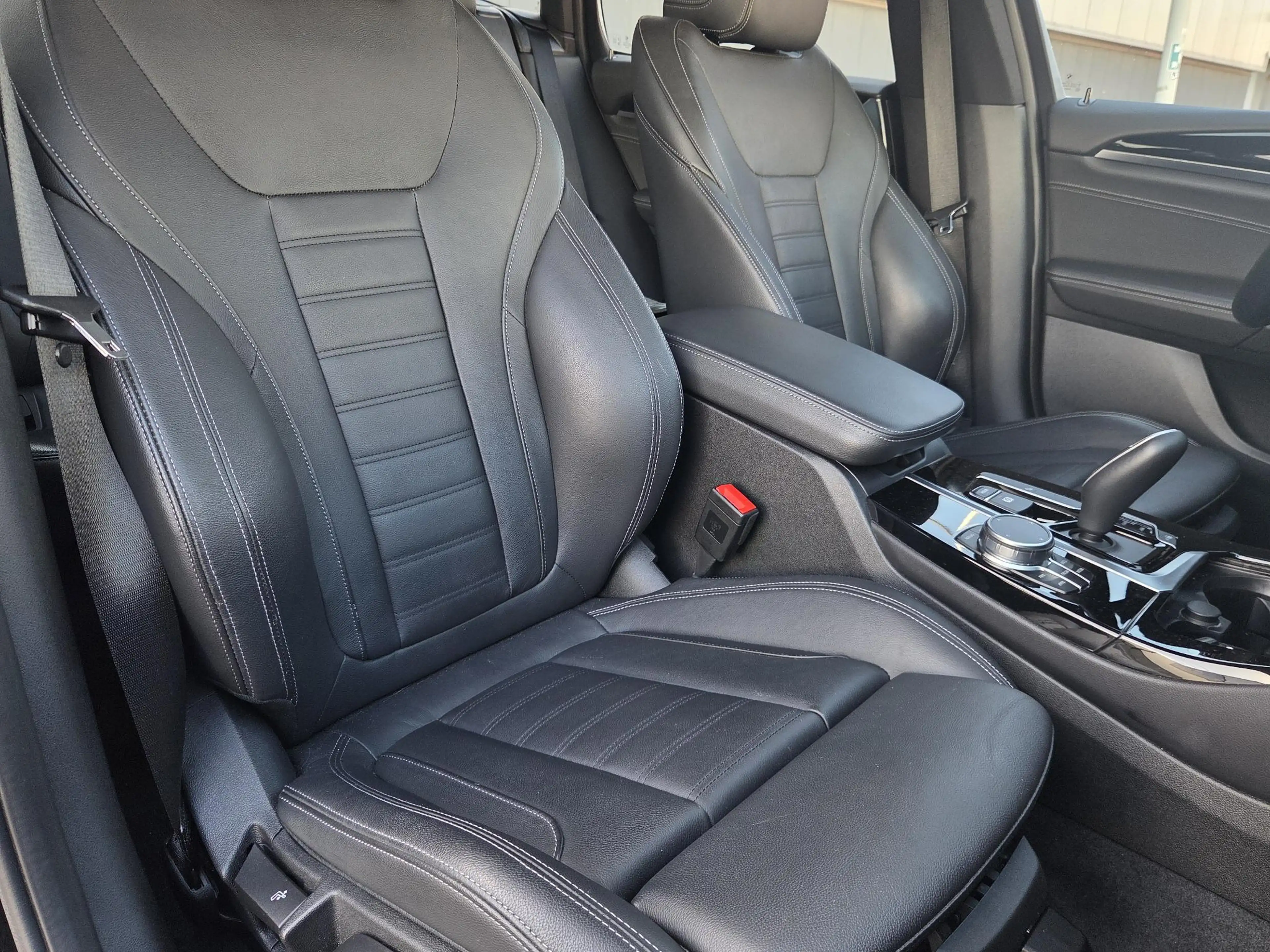 BMW X3 sDrive20i Launch Edition High Executive | Schuif-k — photo 6