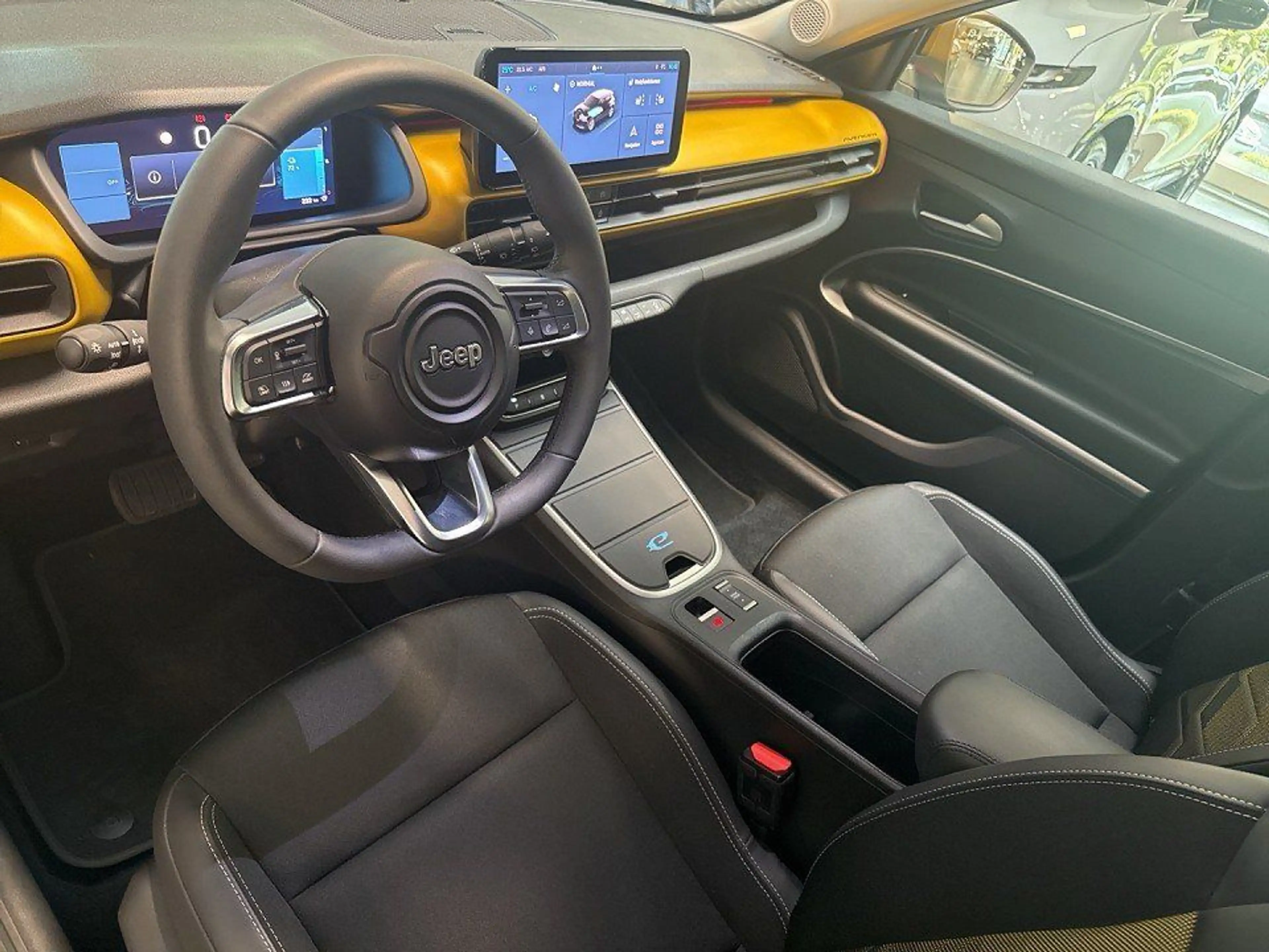 Jeep Avenger Elektro 156PS Summit LED Style Winter — photo 11