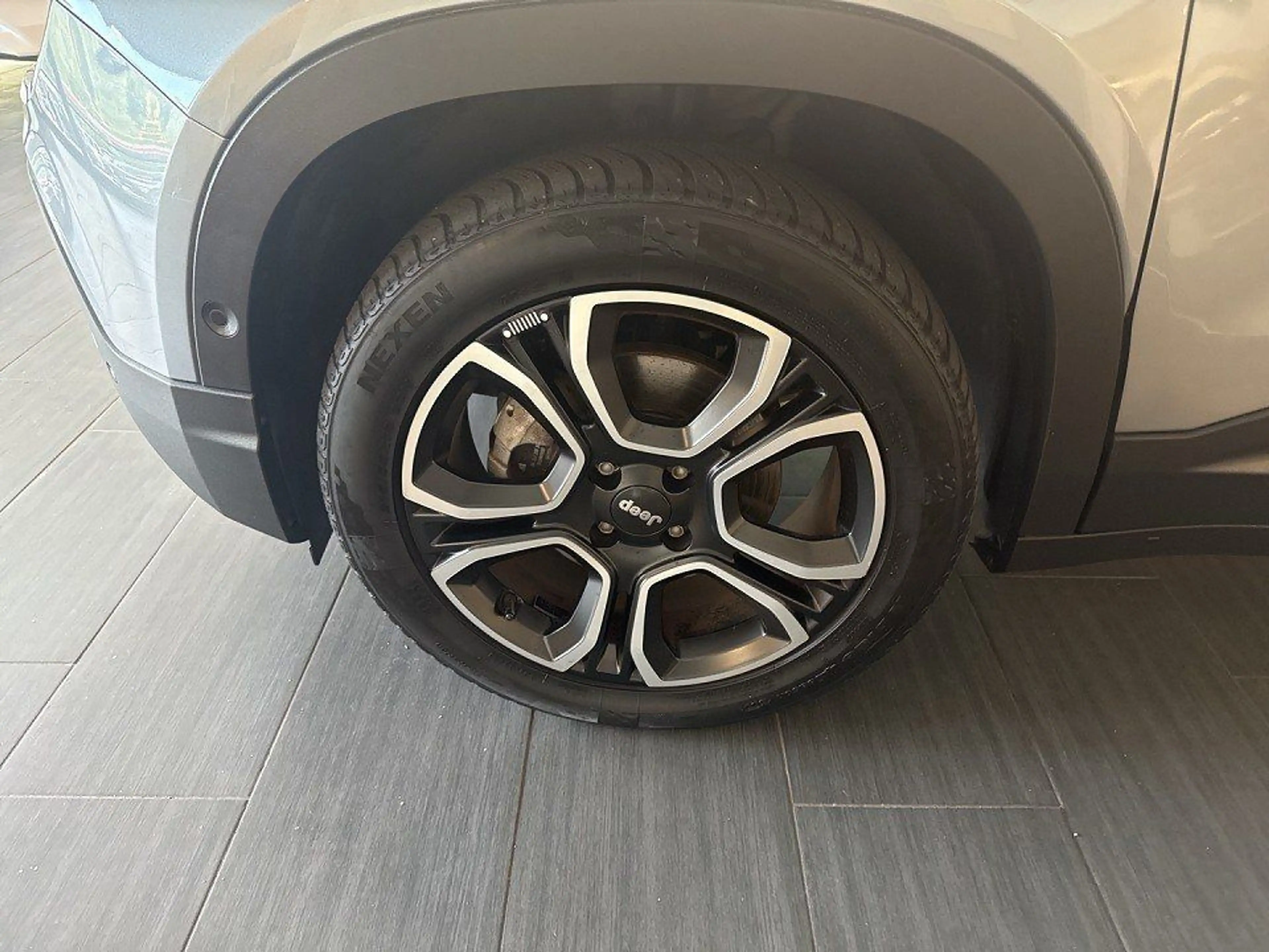Jeep Avenger Elektro 156PS Summit LED Style Winter — photo 4