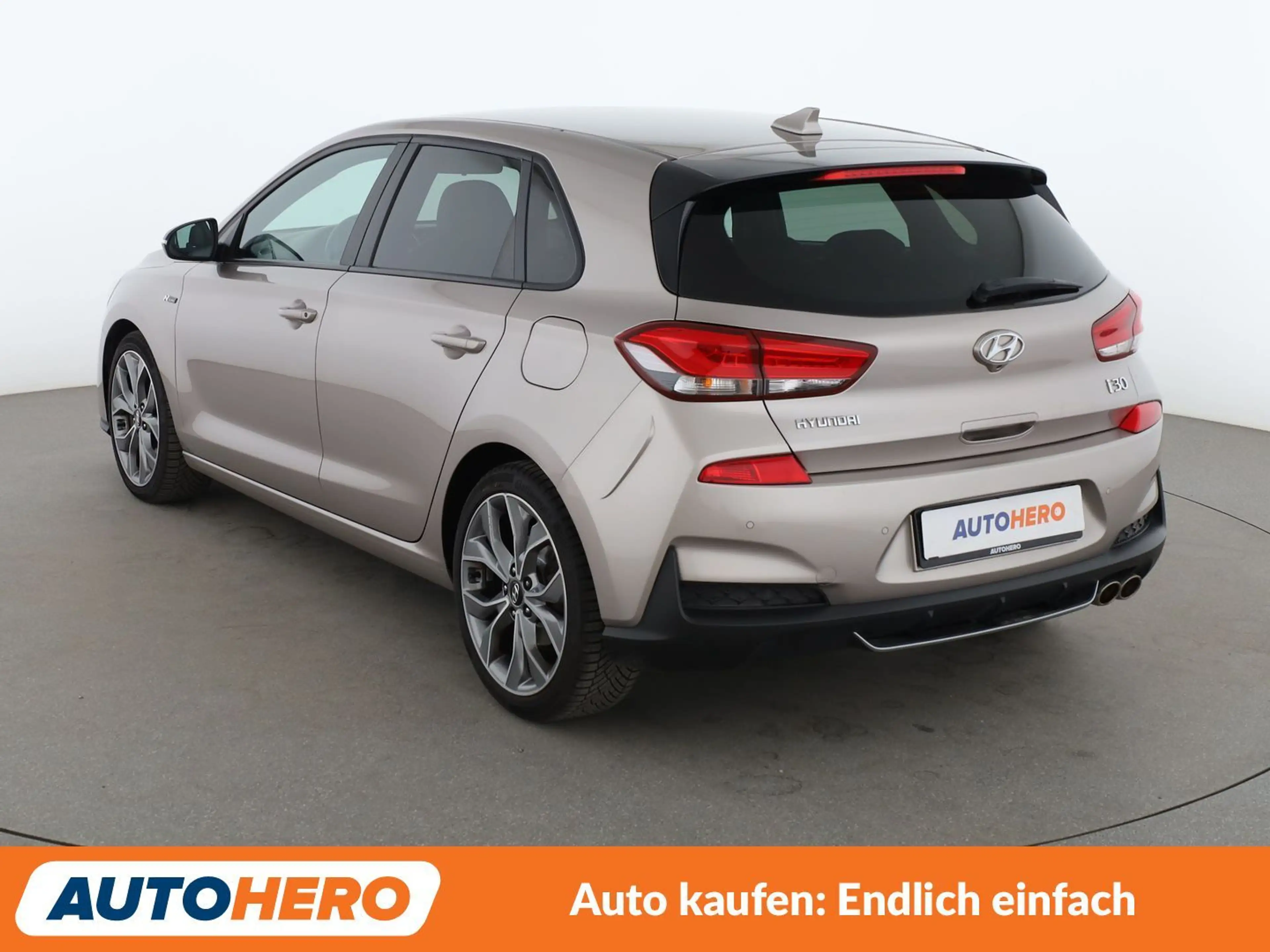 Hyundai i30 1.4 TDGI N-Line Aut.*NAVI*TEMPO*CAM*PDC*SHZ*KLMA* — photo 4