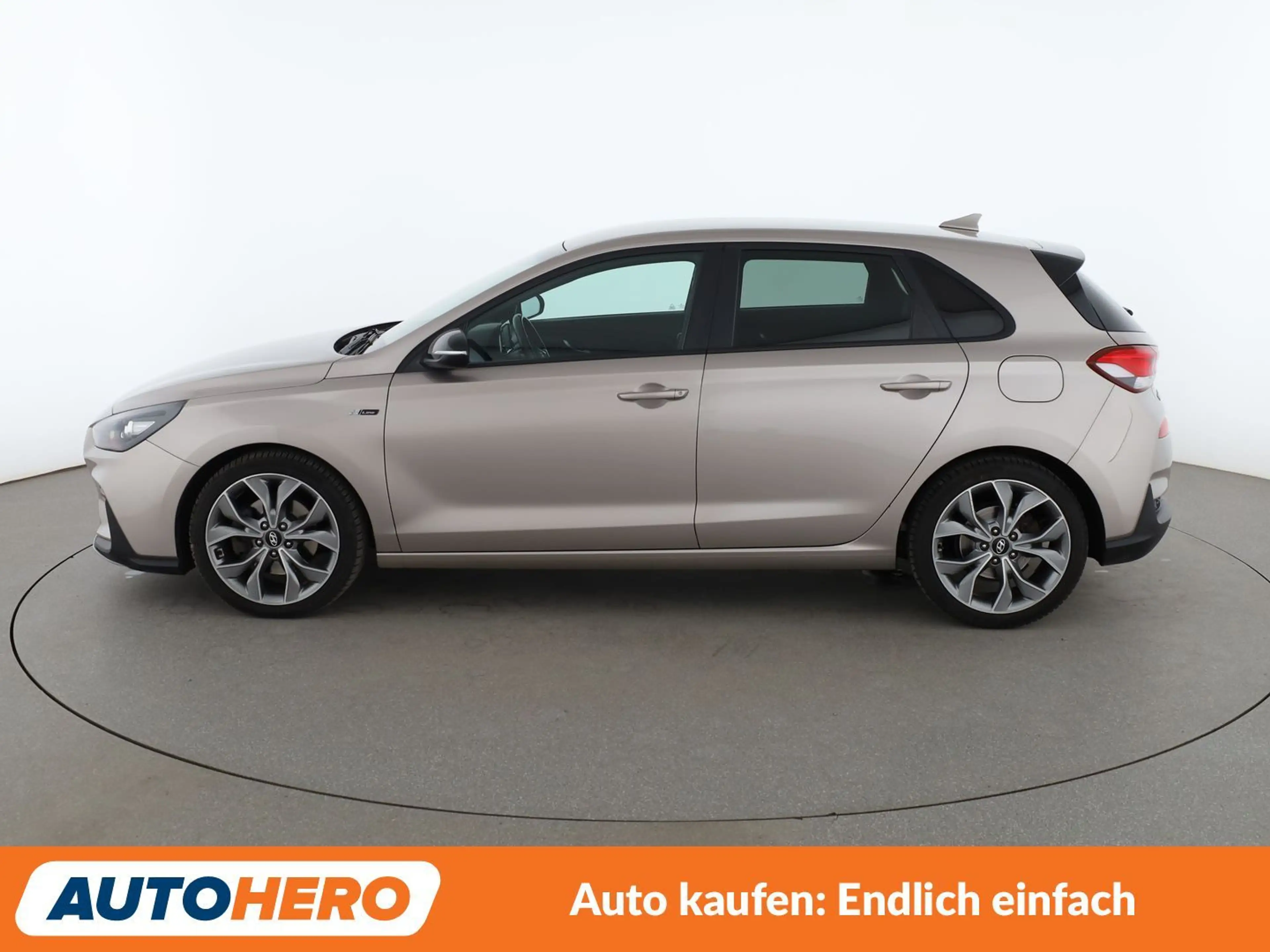 Hyundai i30 1.4 TDGI N-Line Aut.*NAVI*TEMPO*CAM*PDC*SHZ*KLMA* — photo 3