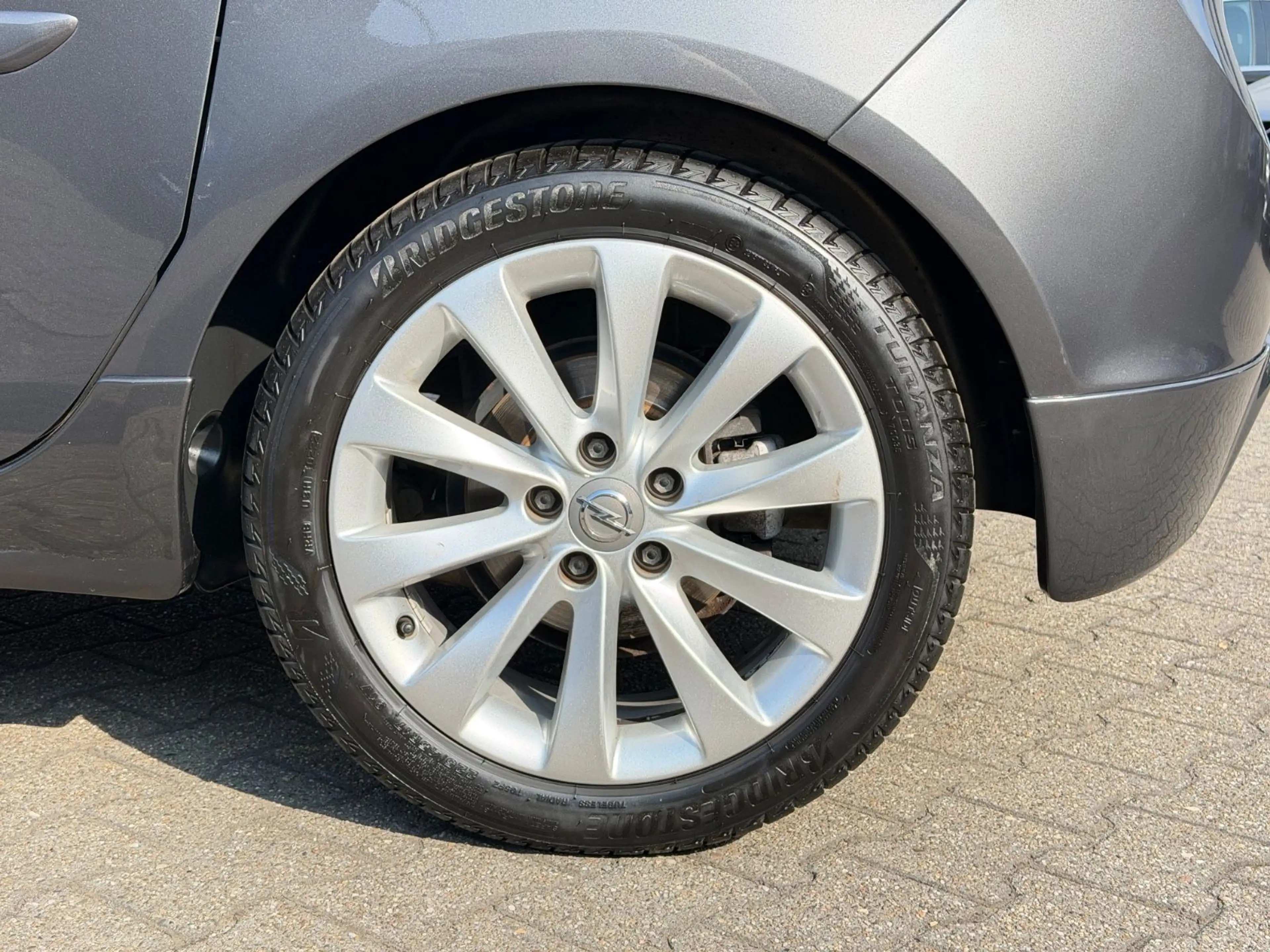 Opel Meriva B Navi Sportpaket LPG — photo 5