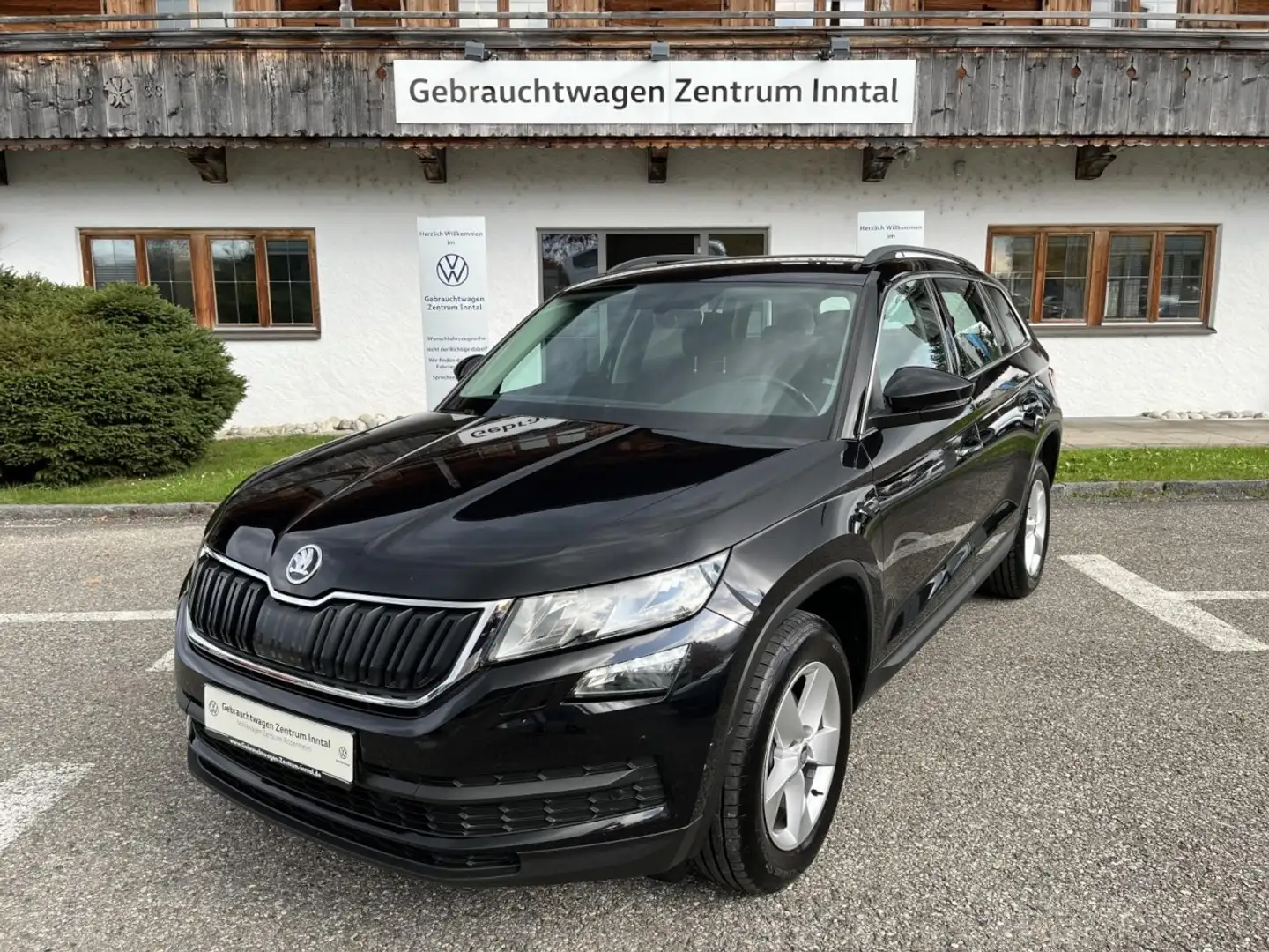 Skoda Kodiaq 1,5 TSI DSG Ambition 4x4 (7-Sitzer+Standhzg.+AHK) Schwarz - 2